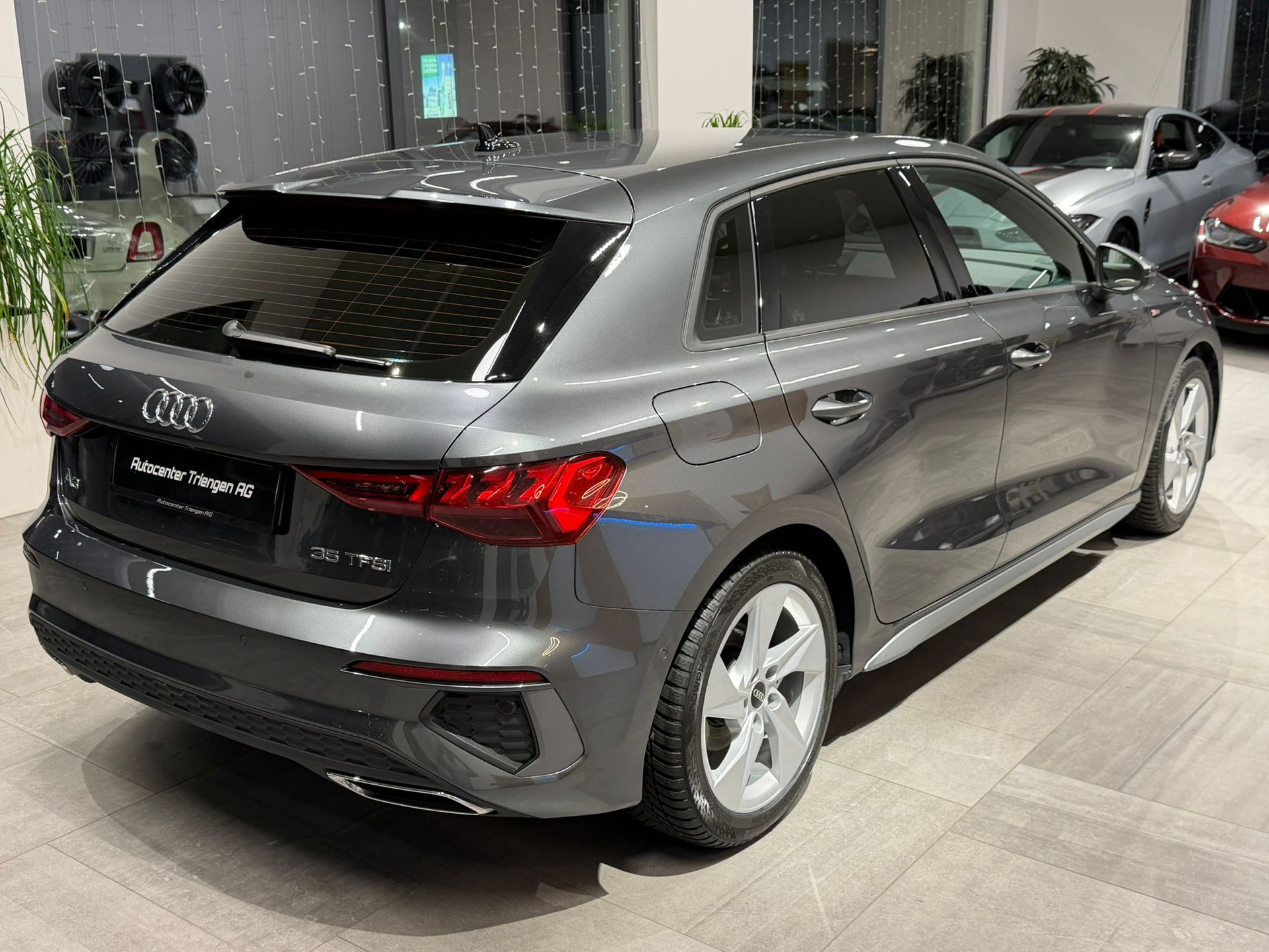 AUDI A3 Sportback 35 TFSI S line Attraction S-tronic-image-9