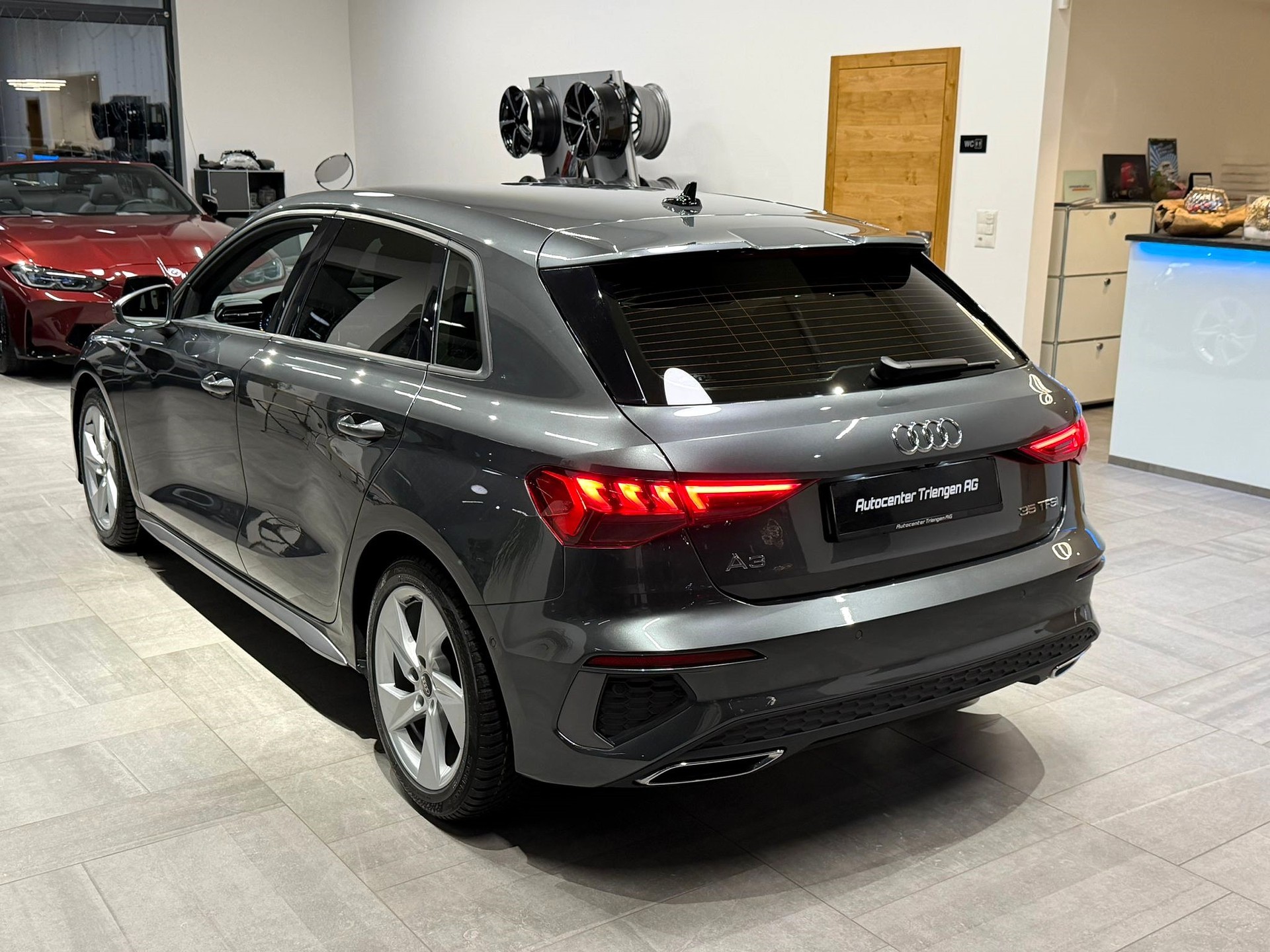 AUDI A3 Sportback 35 TFSI S line Attraction S-tronic-image-11