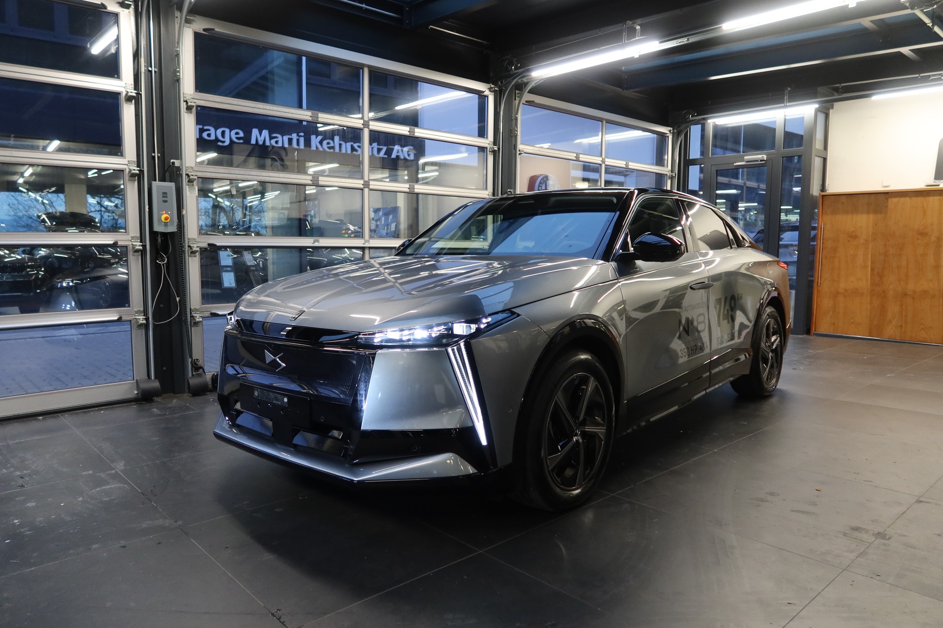 DS AUTOMOBILES DS N8 E-T 245 Pallas LR-image-8