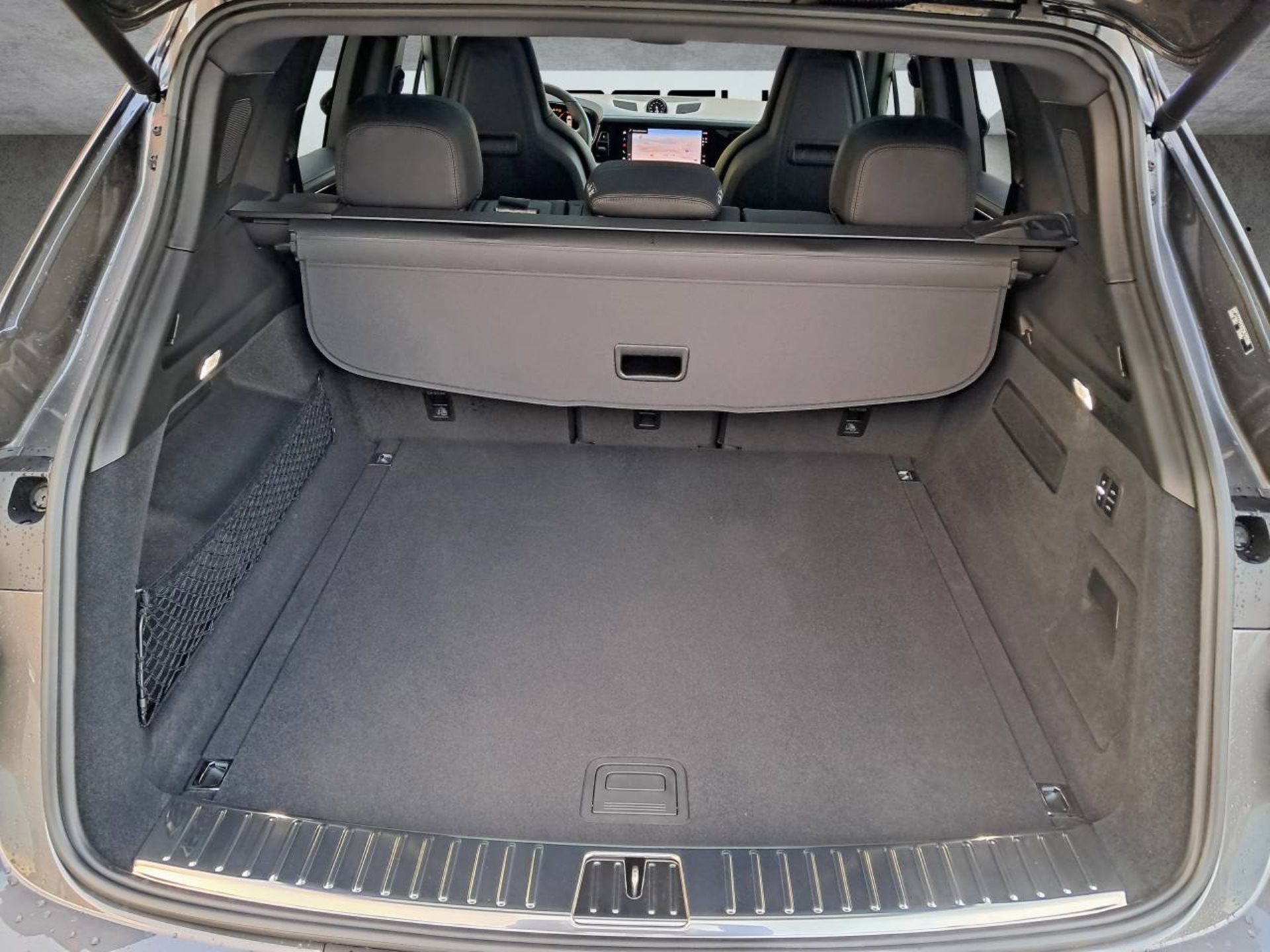 PORSCHE Cayenne S-image-11