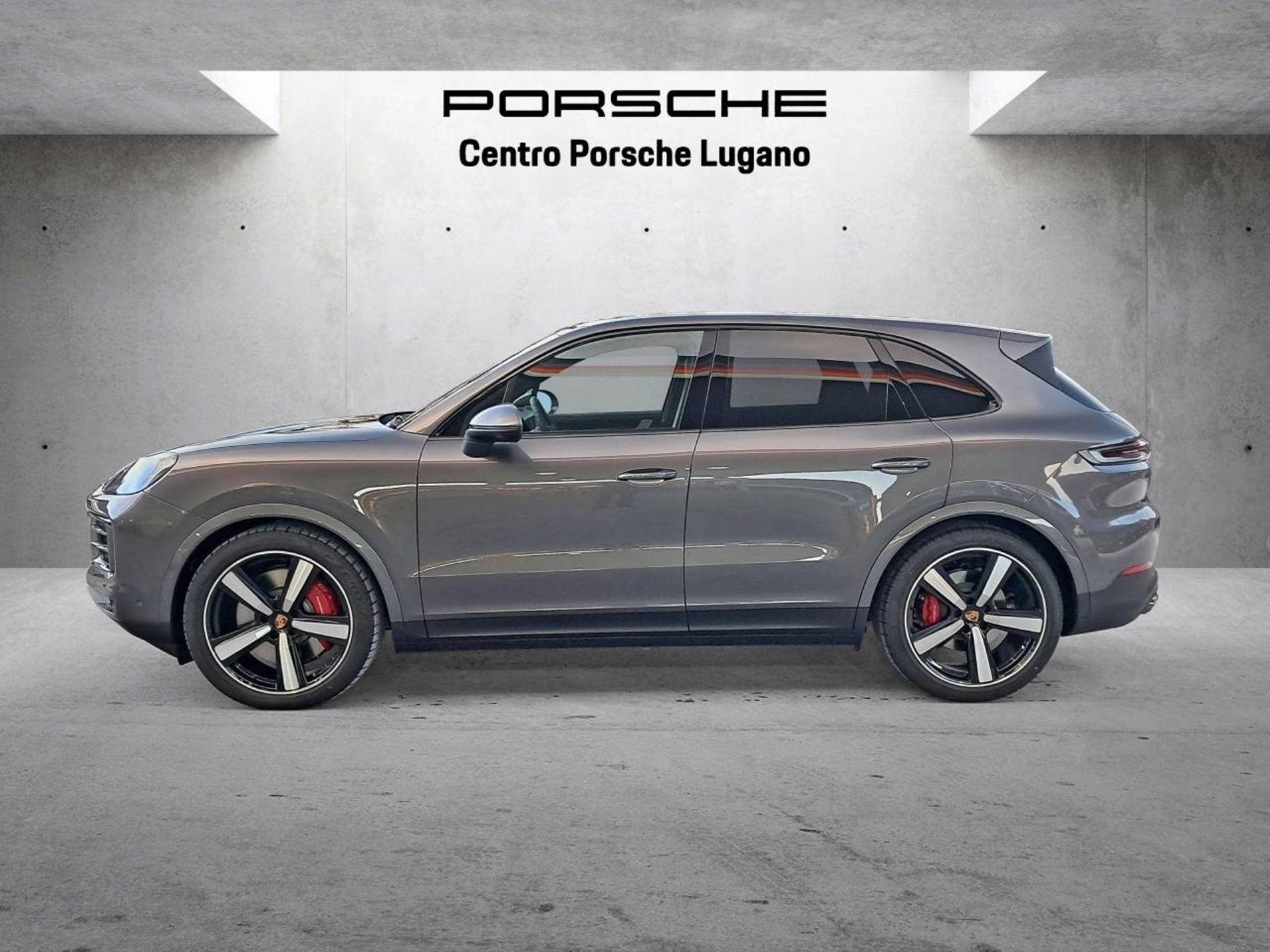 PORSCHE Cayenne S-image-1