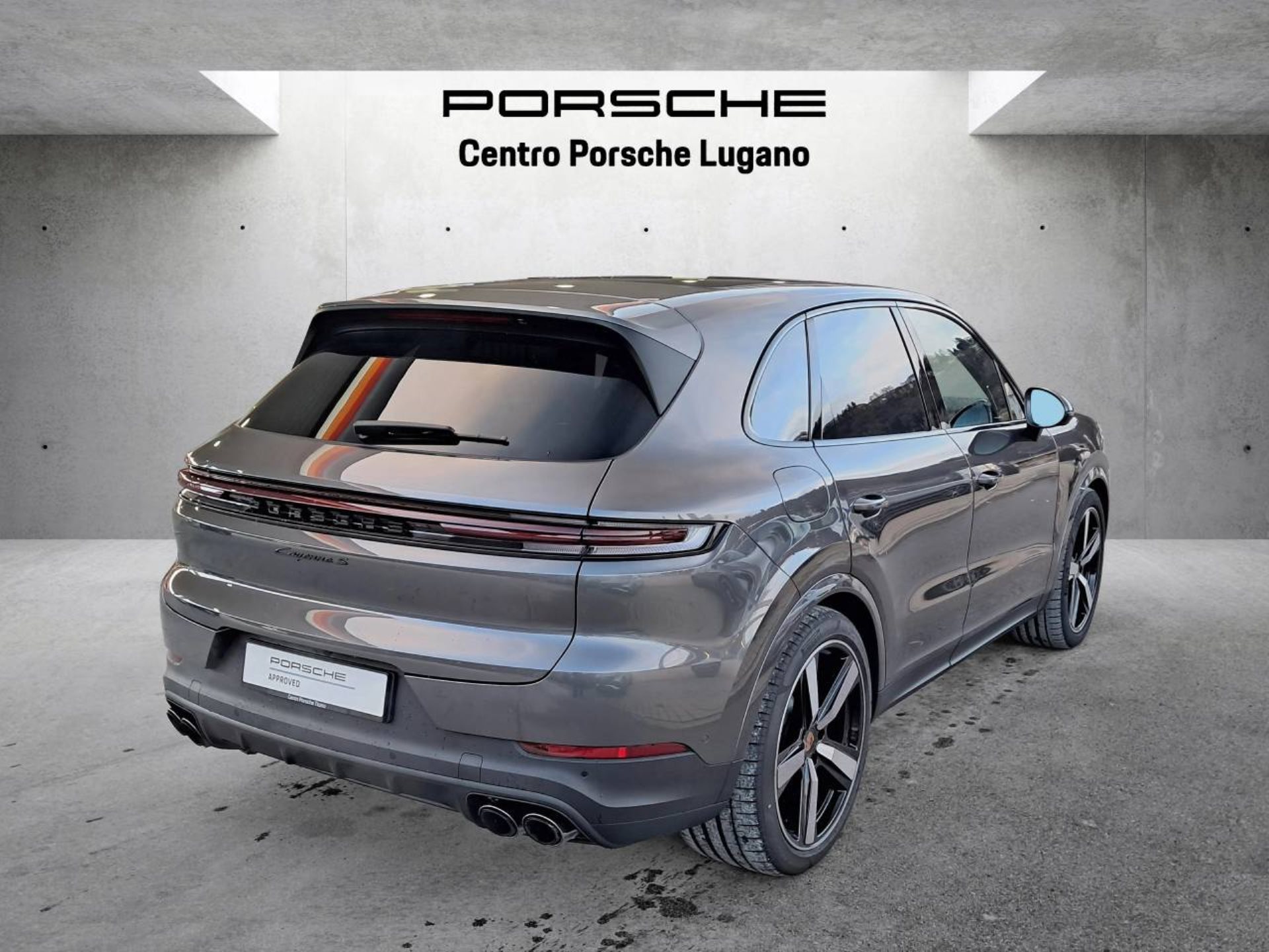 PORSCHE Cayenne S-image-8