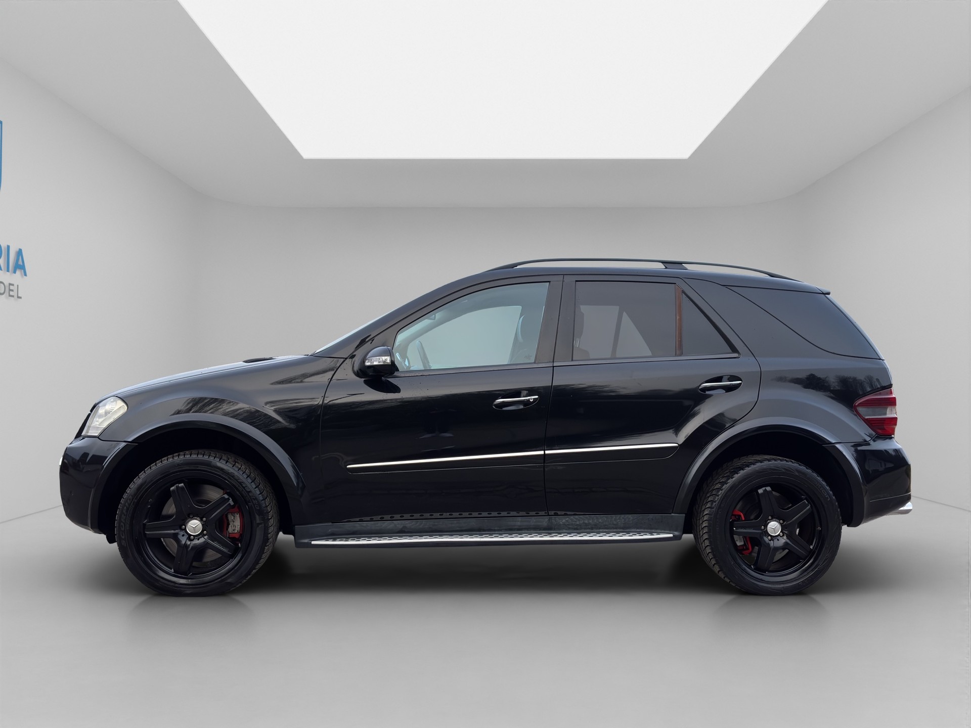 MERCEDES-BENZ ML 63 AMG 4Matic 7G-Tronic-image-1