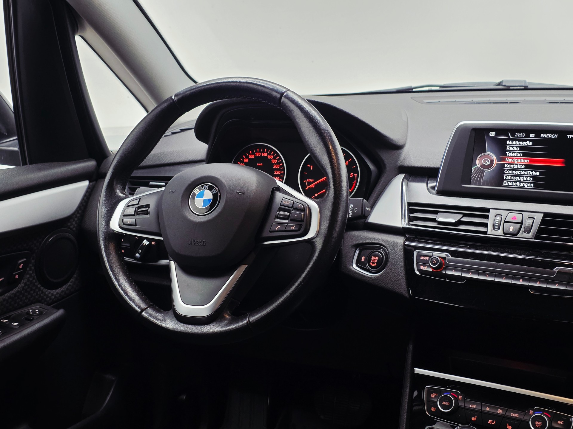 BMW 218d Active Tourer Steptronic-image-9