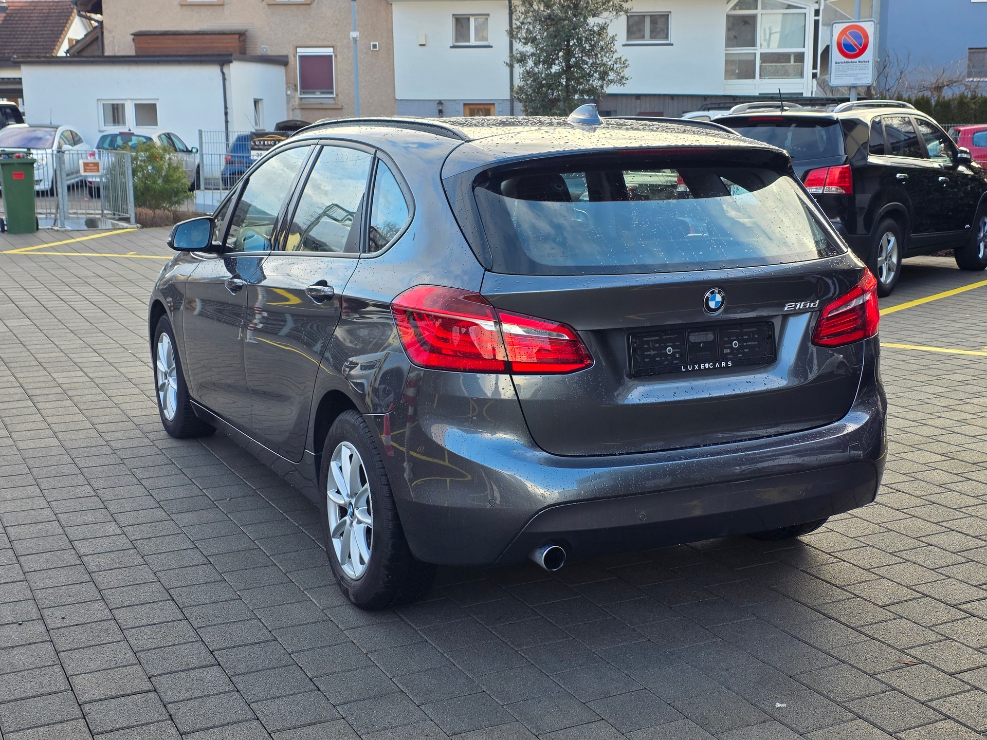BMW 218d Active Tourer Steptronic-image-3