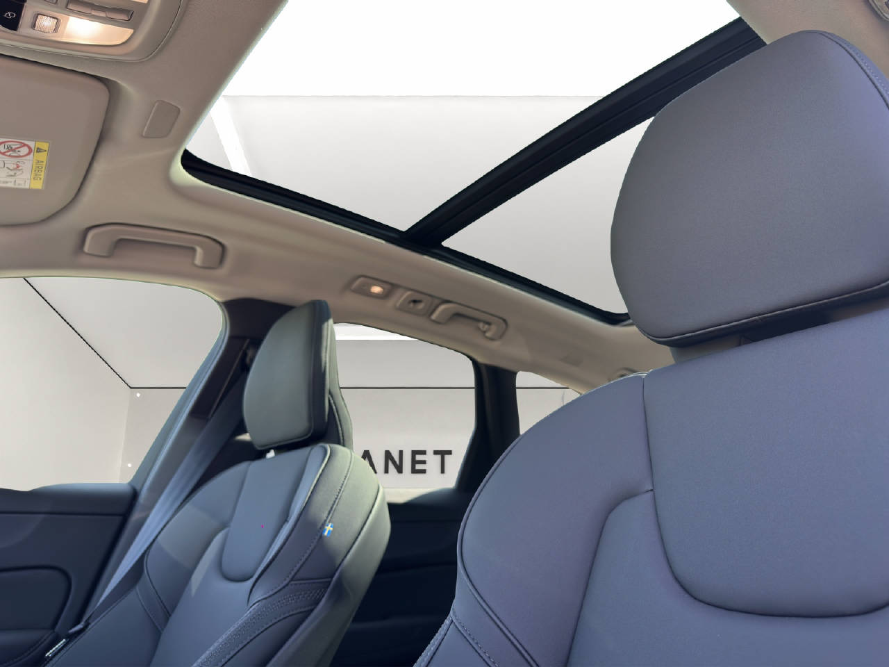 VOLVO XC60 2.0 T8 TE Ultra Dark eAWD-image-8