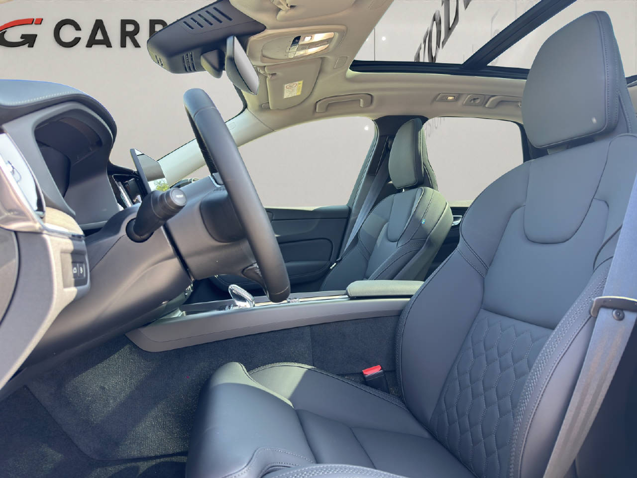 VOLVO XC60 2.0 T8 TE Ultra Dark eAWD-image-9