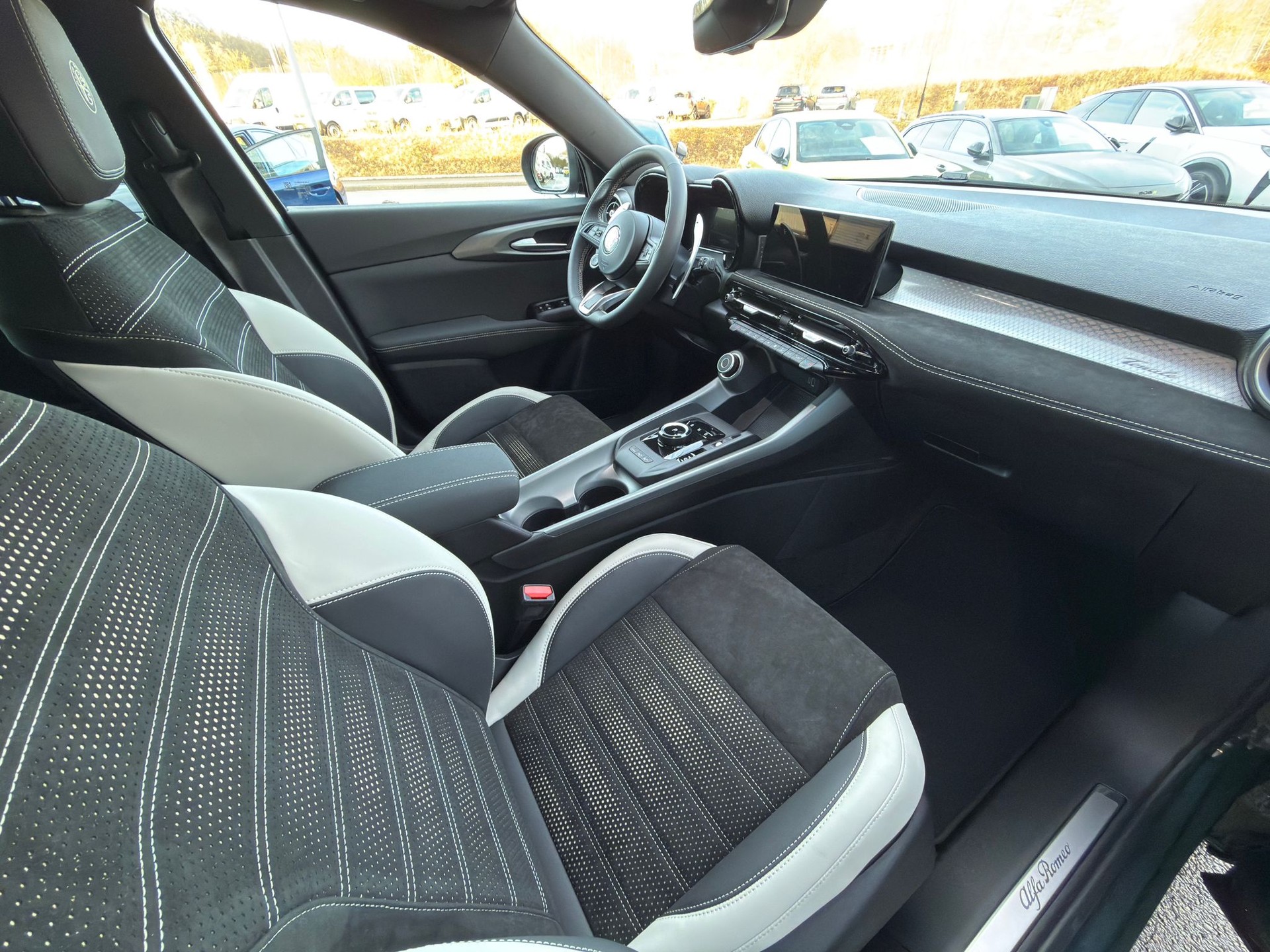 ALFA ROMEO Tonale 1.3 Plug-in-Hybrid Q4 Sport Speciale Launch-image-11