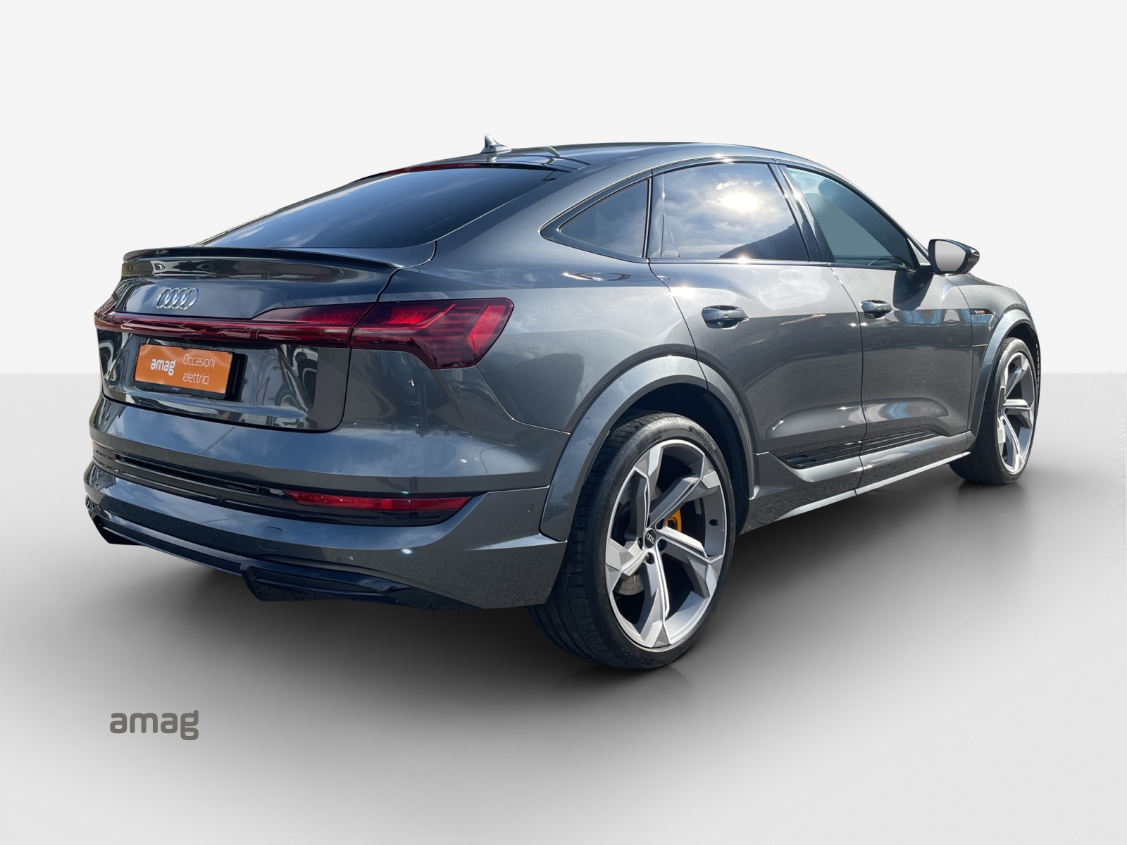 AUDI e-tron S Sportback quattro-image-7