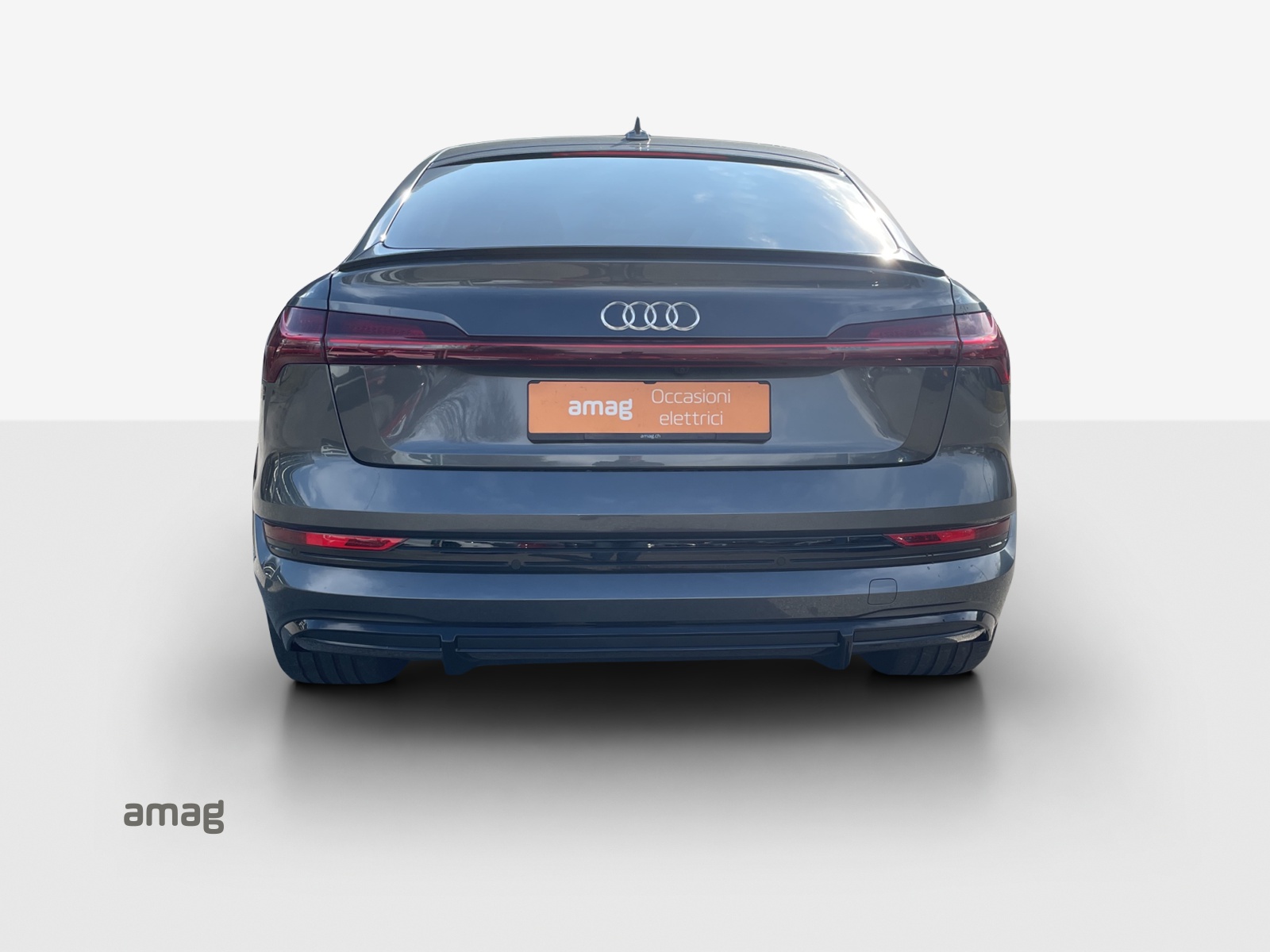 AUDI e-tron S Sportback quattro-image-6