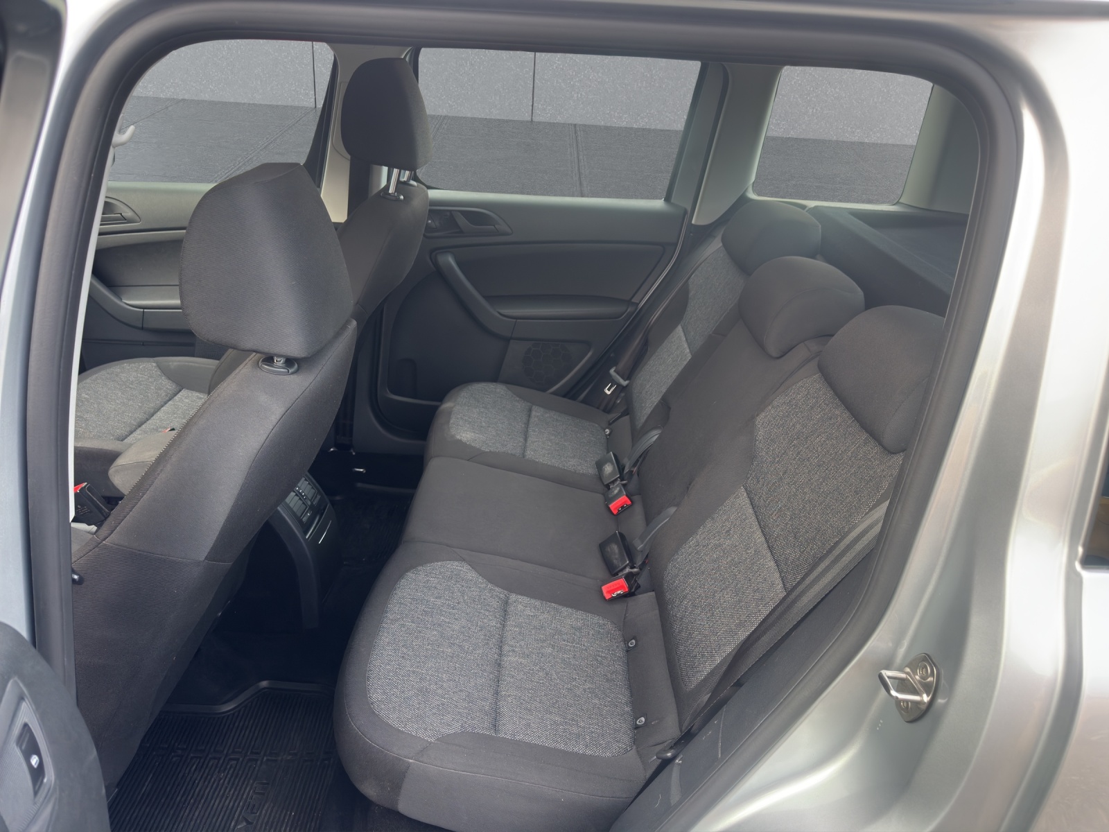 SKODA Yeti 2.0 TDI Style Outdoor 4x4-image-9