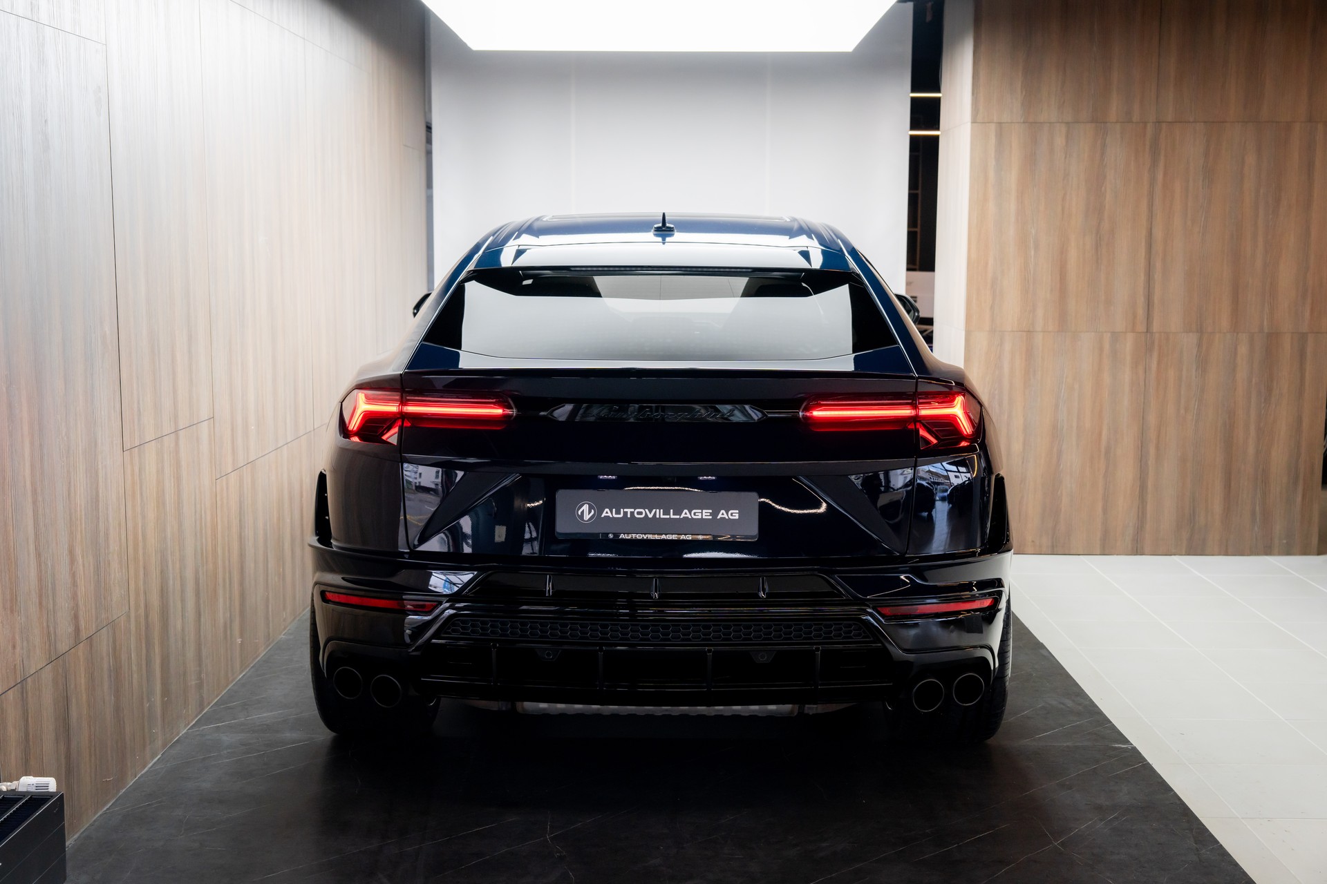 LAMBORGHINI Urus S-image-29