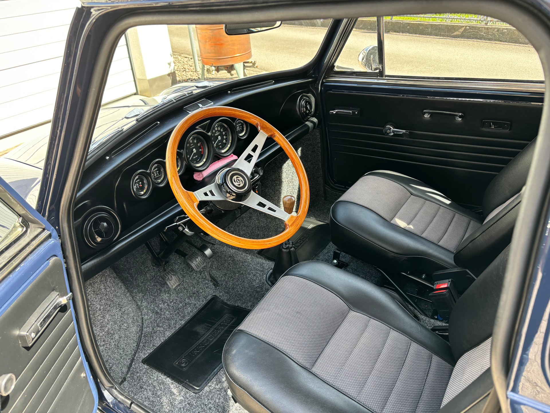 MINI innocenti-image-4