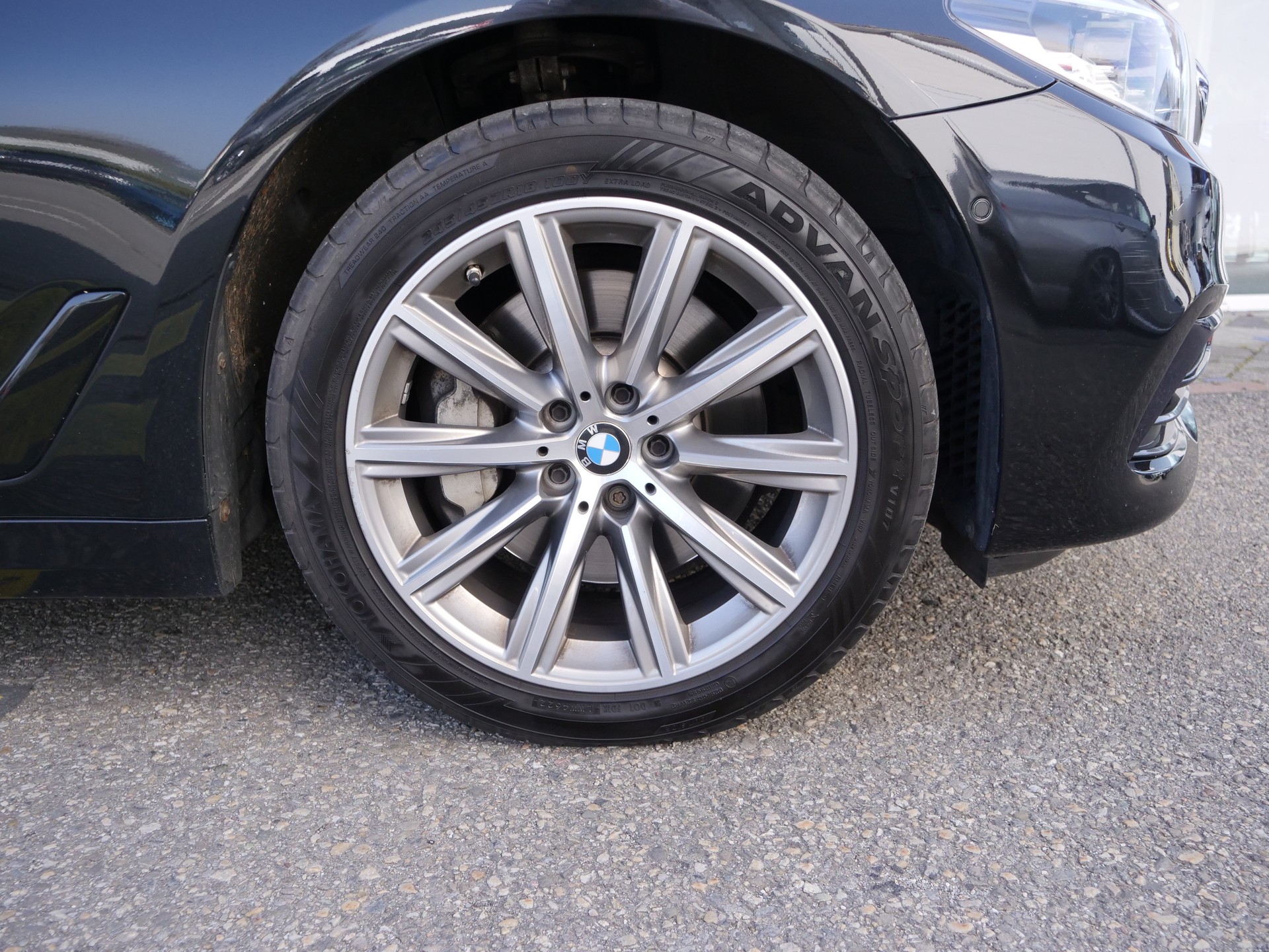 BMW 530d xDrive Sport Line Steptronic-image-24