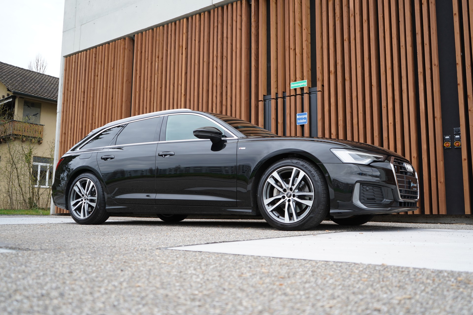 AUDI A6 AVANT 45 TDI S-LINE SPORT QUATTRO TIPTRONIC l 245 PS-image-8