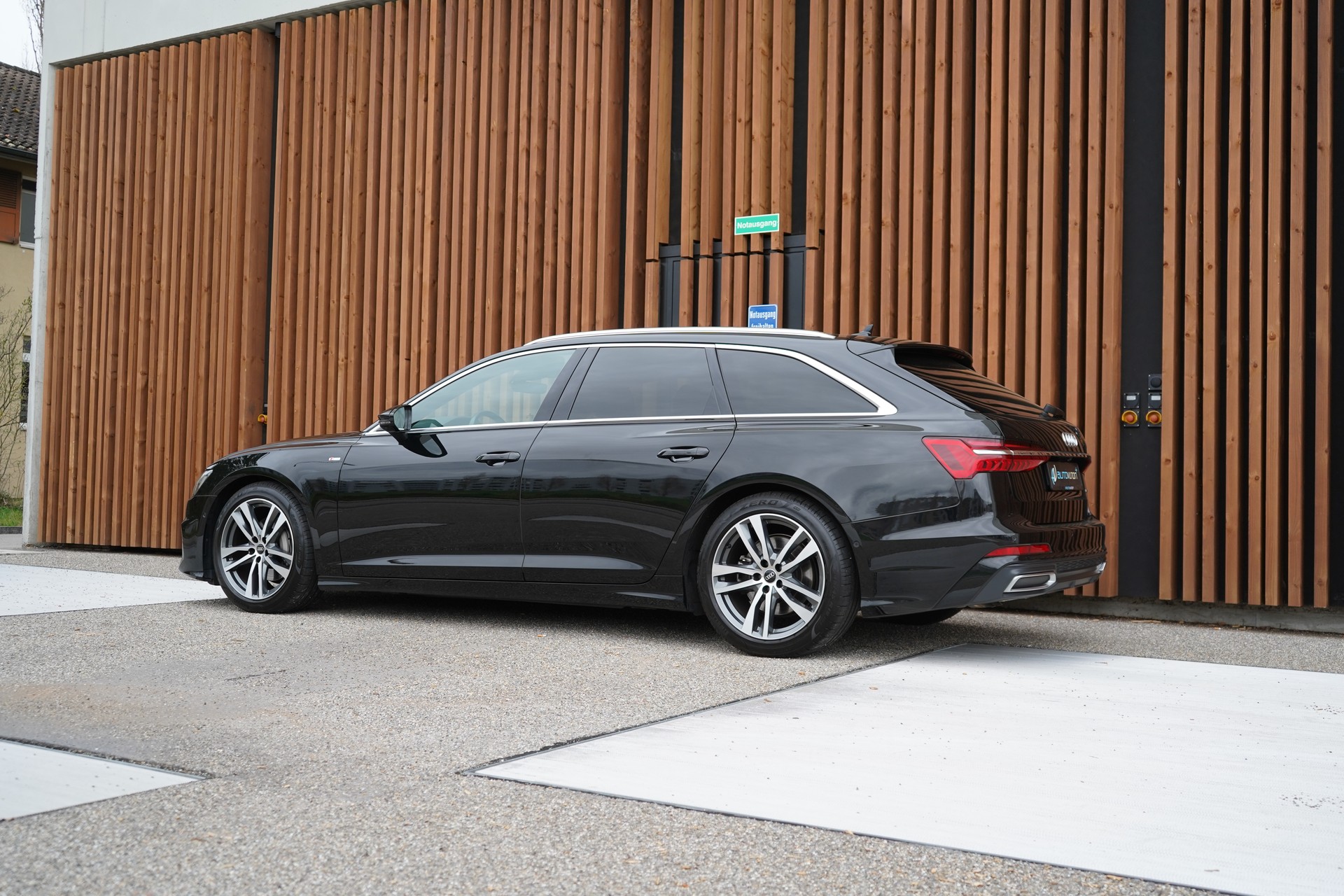 AUDI A6 AVANT 45 TDI S-LINE SPORT QUATTRO TIPTRONIC l 245 PS-image-4