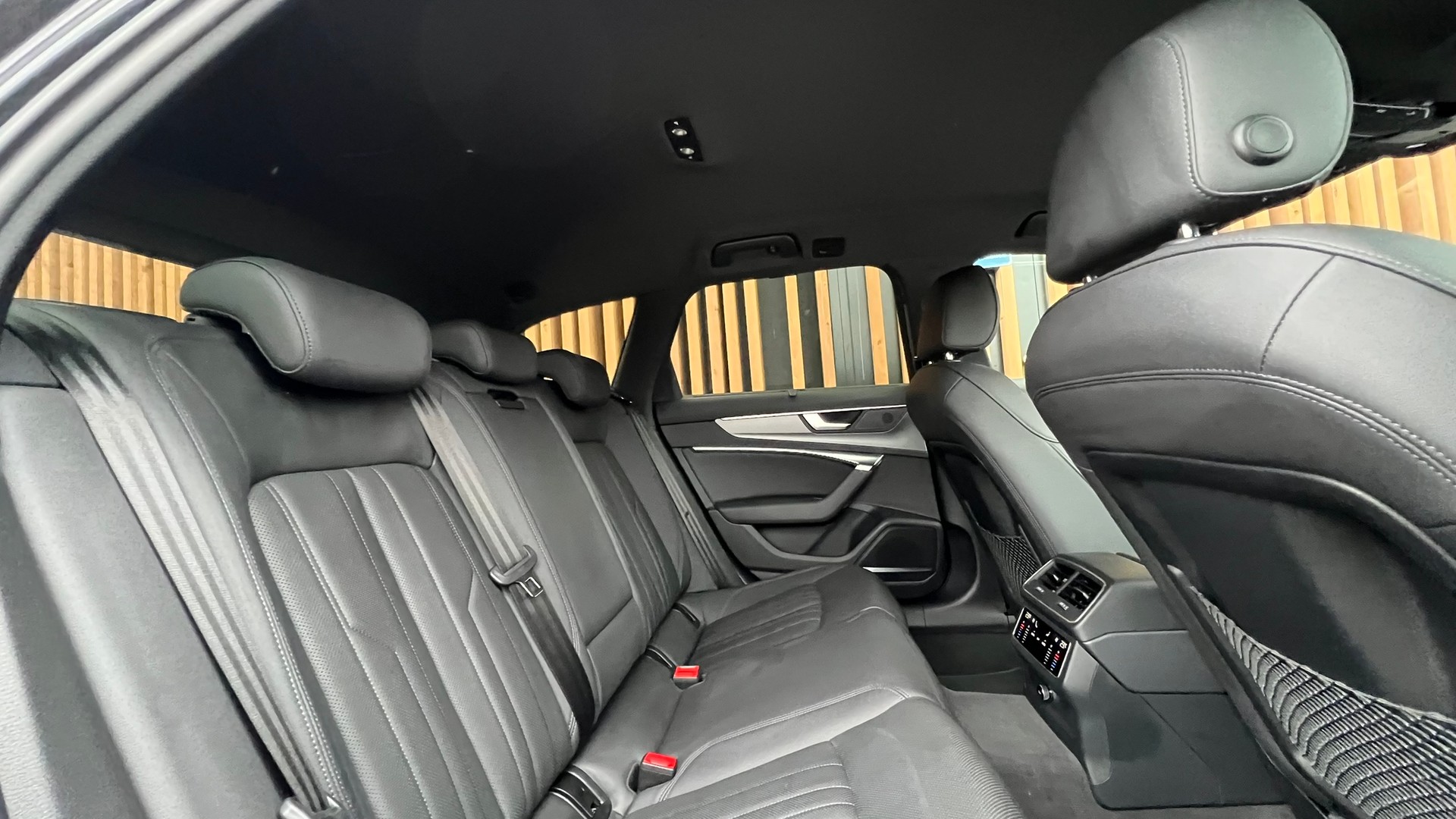 AUDI A6 AVANT 45 TDI S-LINE SPORT QUATTRO TIPTRONIC l 245 PS-image-28