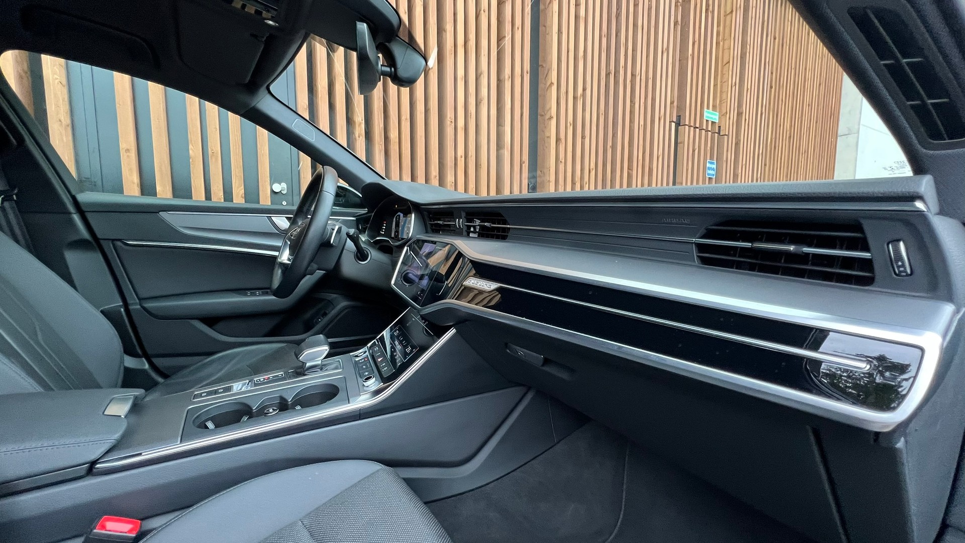 AUDI A6 AVANT 45 TDI S-LINE SPORT QUATTRO TIPTRONIC l 245 PS-image-24