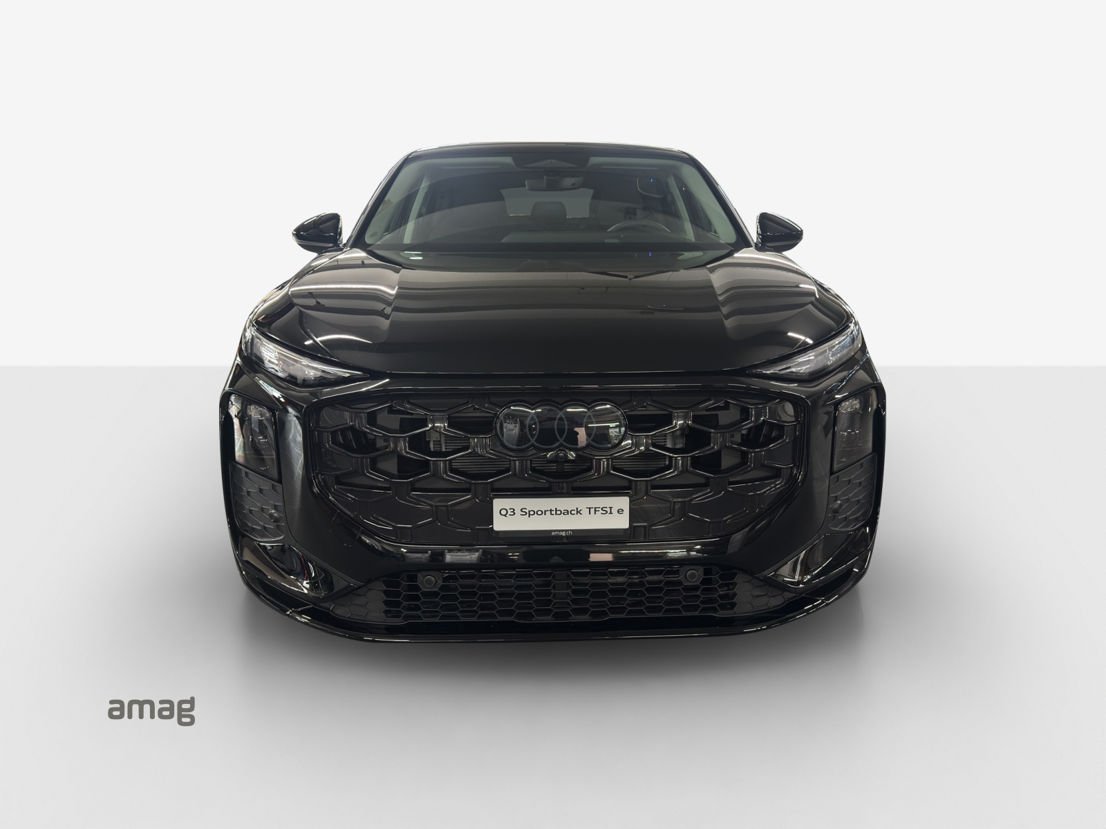 AUDI Q3 Sportback e-hybrid 200 kW S tronig-image-6