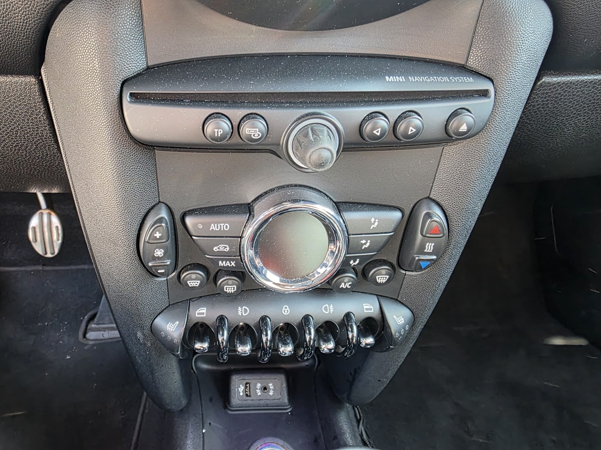 MINI Cooper S-image-6