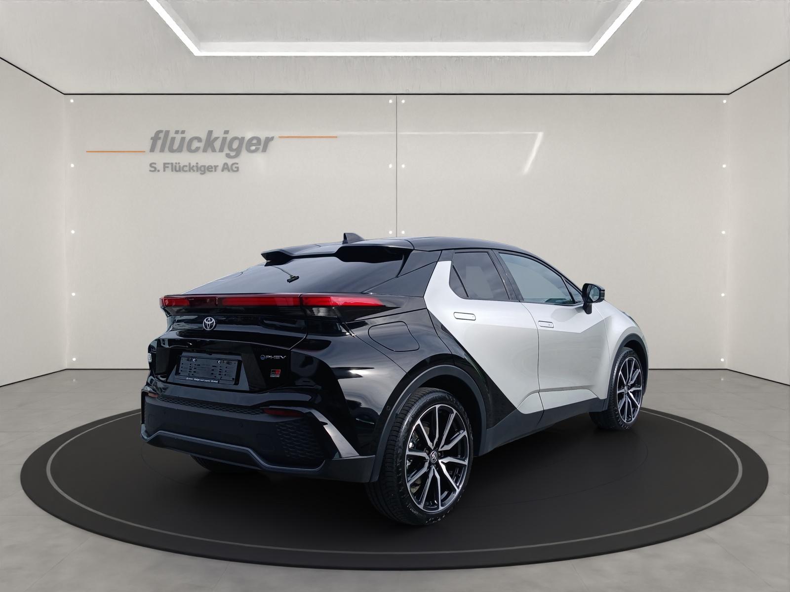 TOYOTA C-HR 2.0 PHEV GR Sport Premiere-image-4