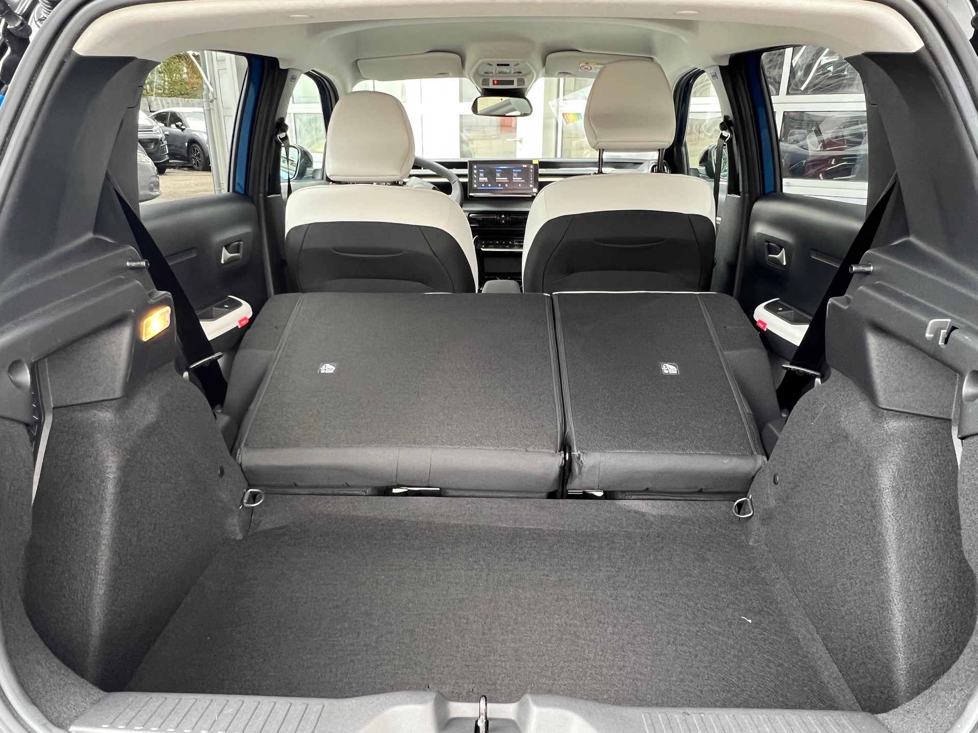 CITROEN C3 1.2 Hybrid Edition Tricolore-image-9