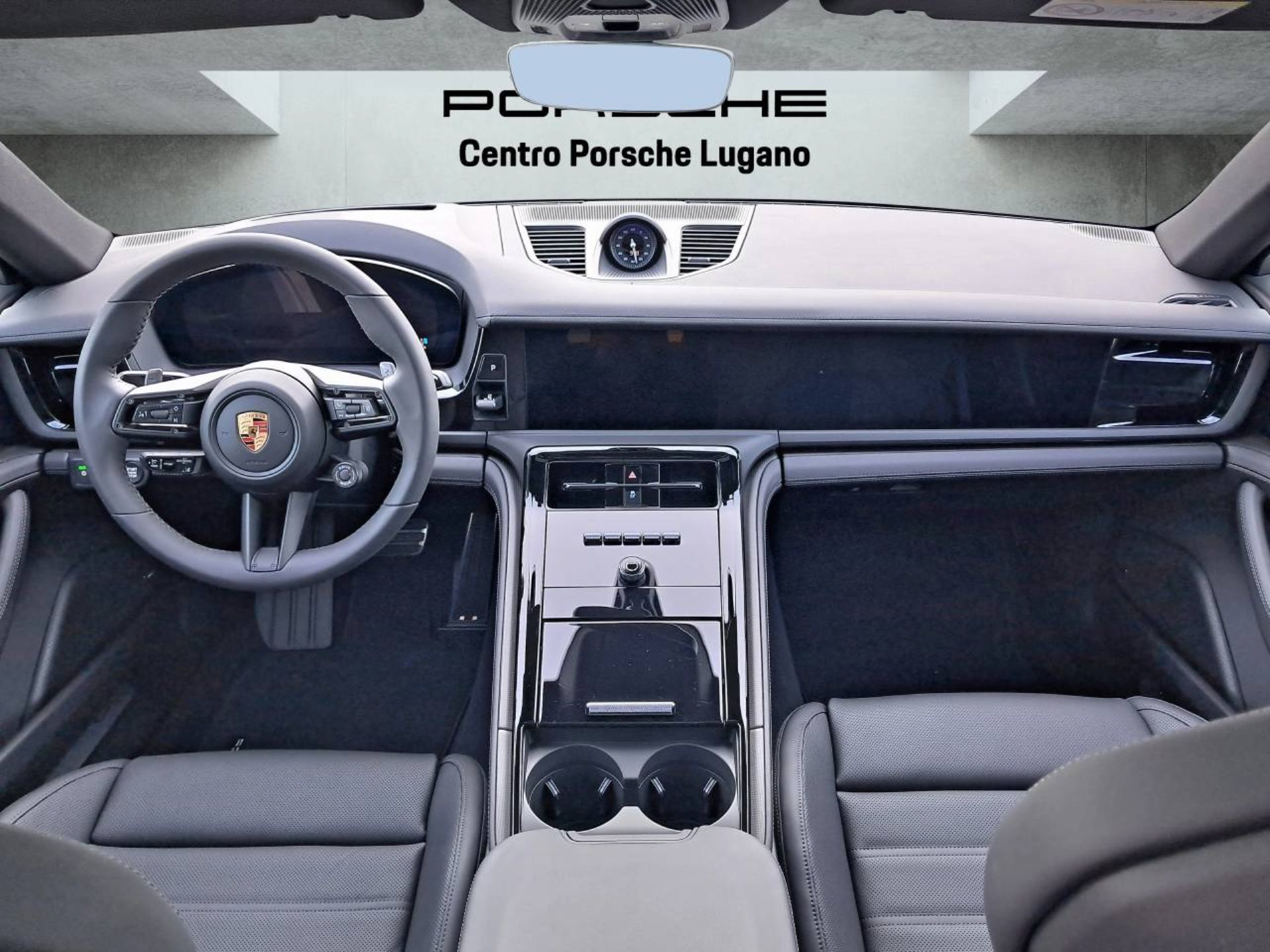 PORSCHE Panamera 4S E-Hybrid-image-15