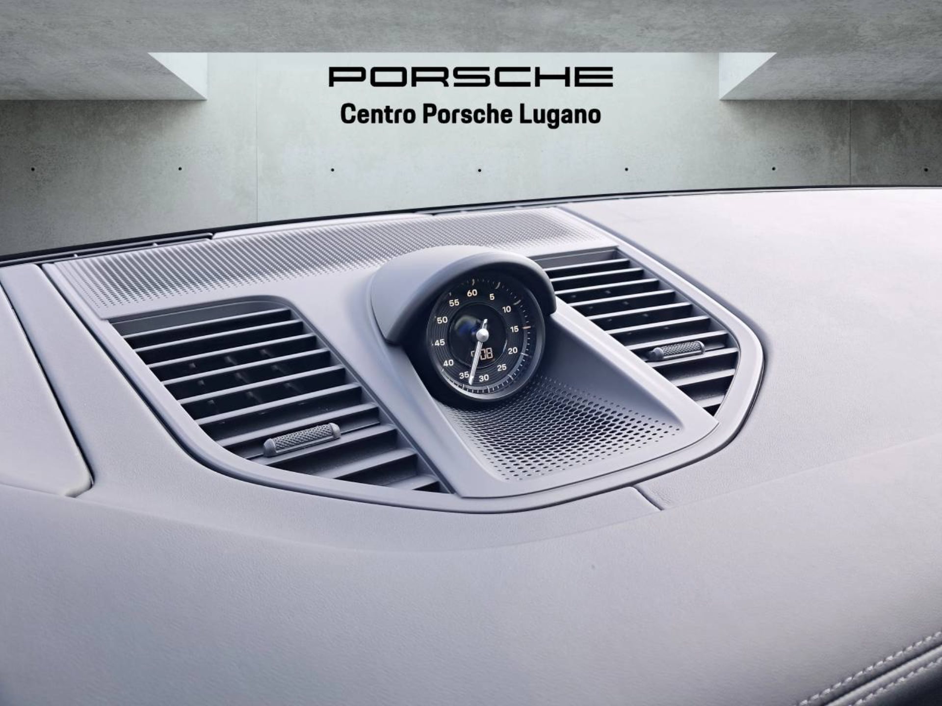 PORSCHE Panamera 4S E-Hybrid-image-24