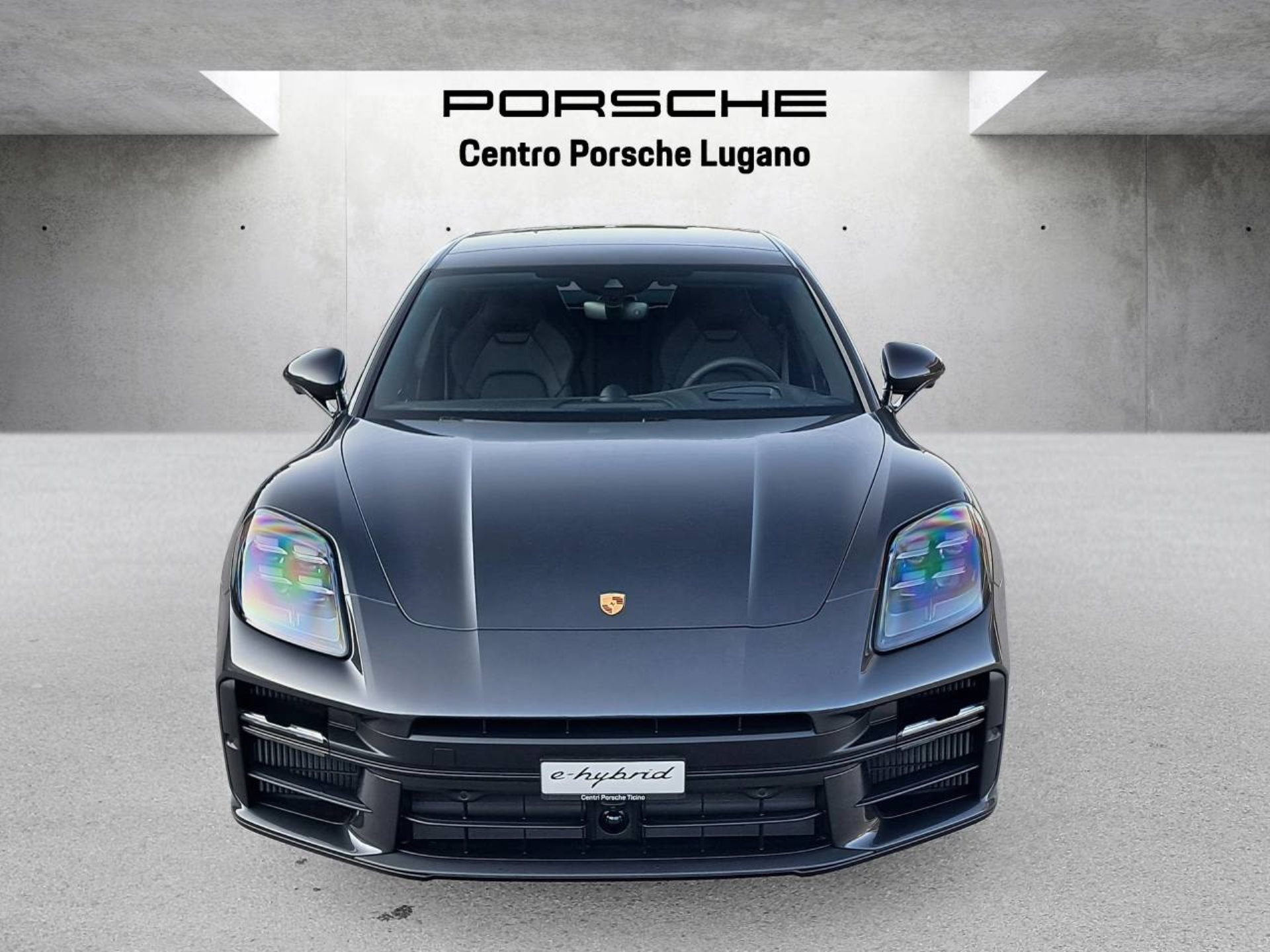 PORSCHE Panamera 4S E-Hybrid-image-7