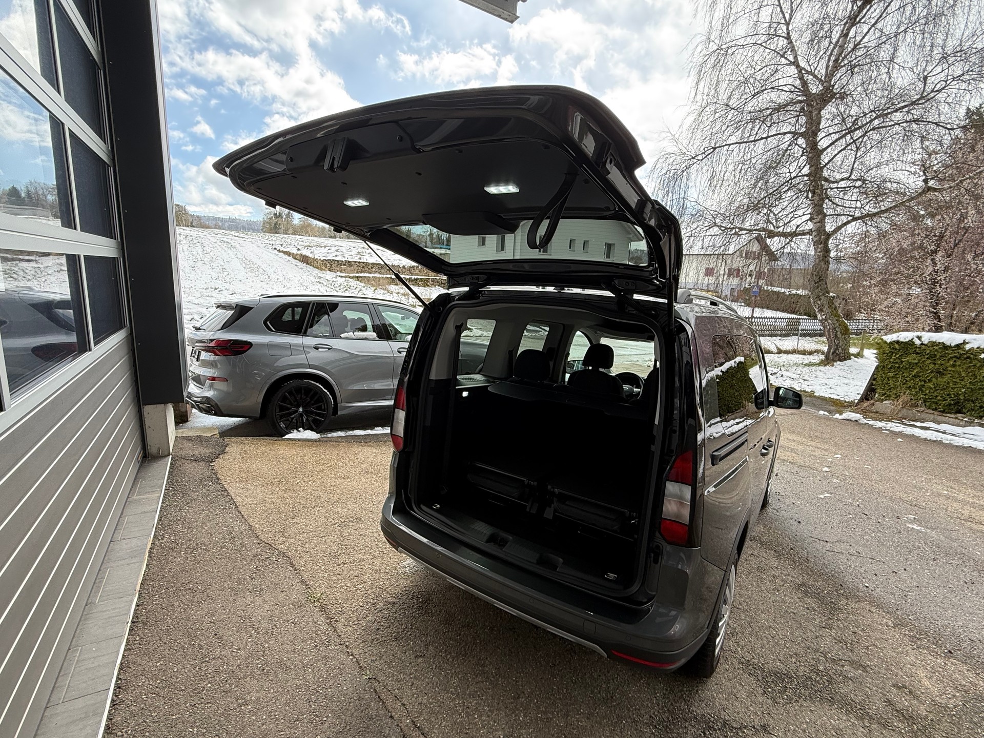FORD Tourneo Connect / VENDUE VERKAUFT-image-8