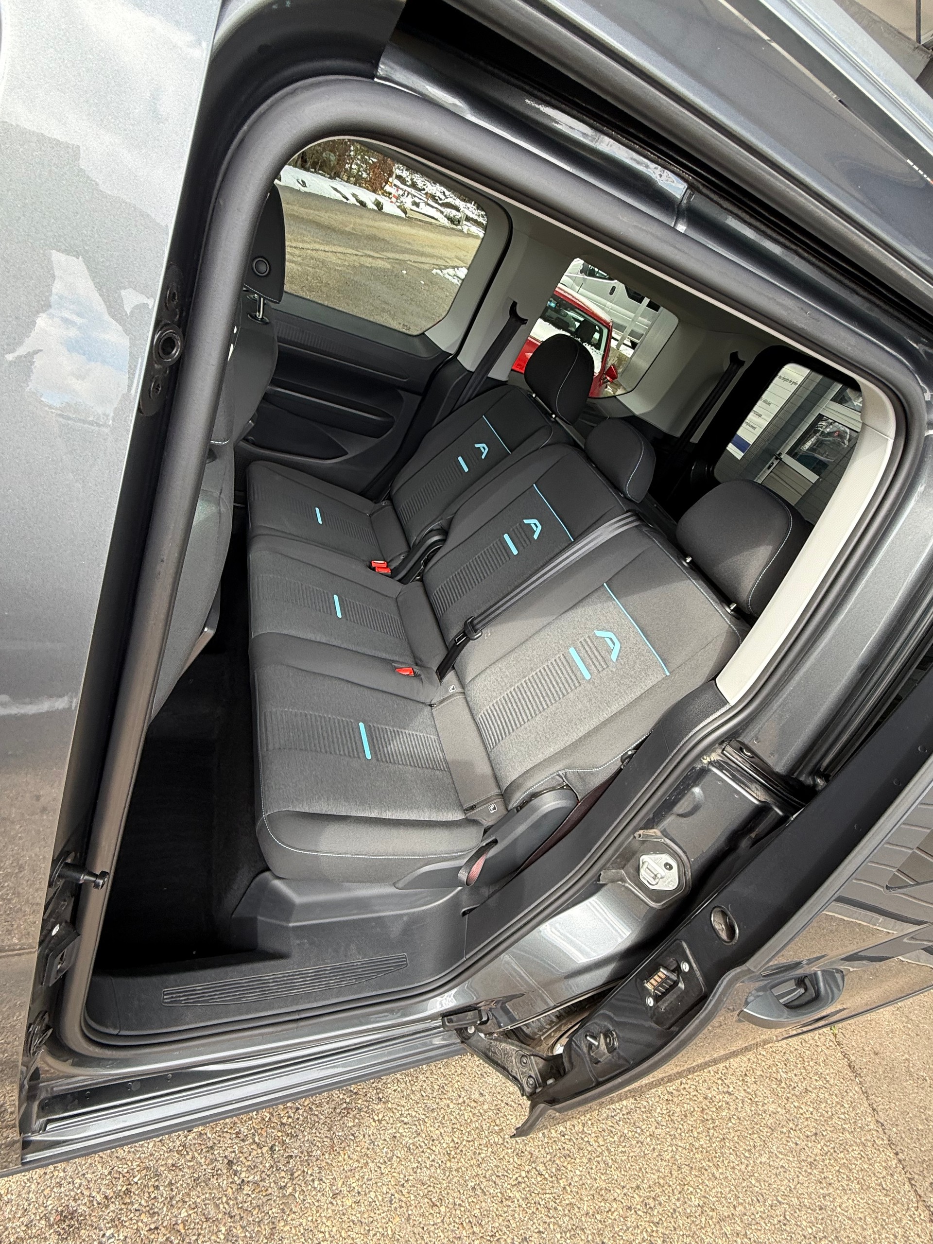 FORD Tourneo Connect / VENDUE VERKAUFT-image-9