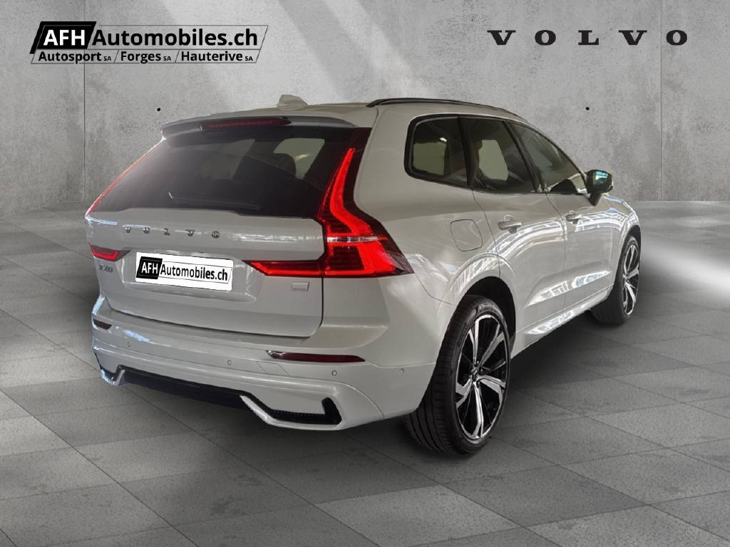 VOLVO XC60 2.0 T6 TE Ultimate Dark eAWD-image-12