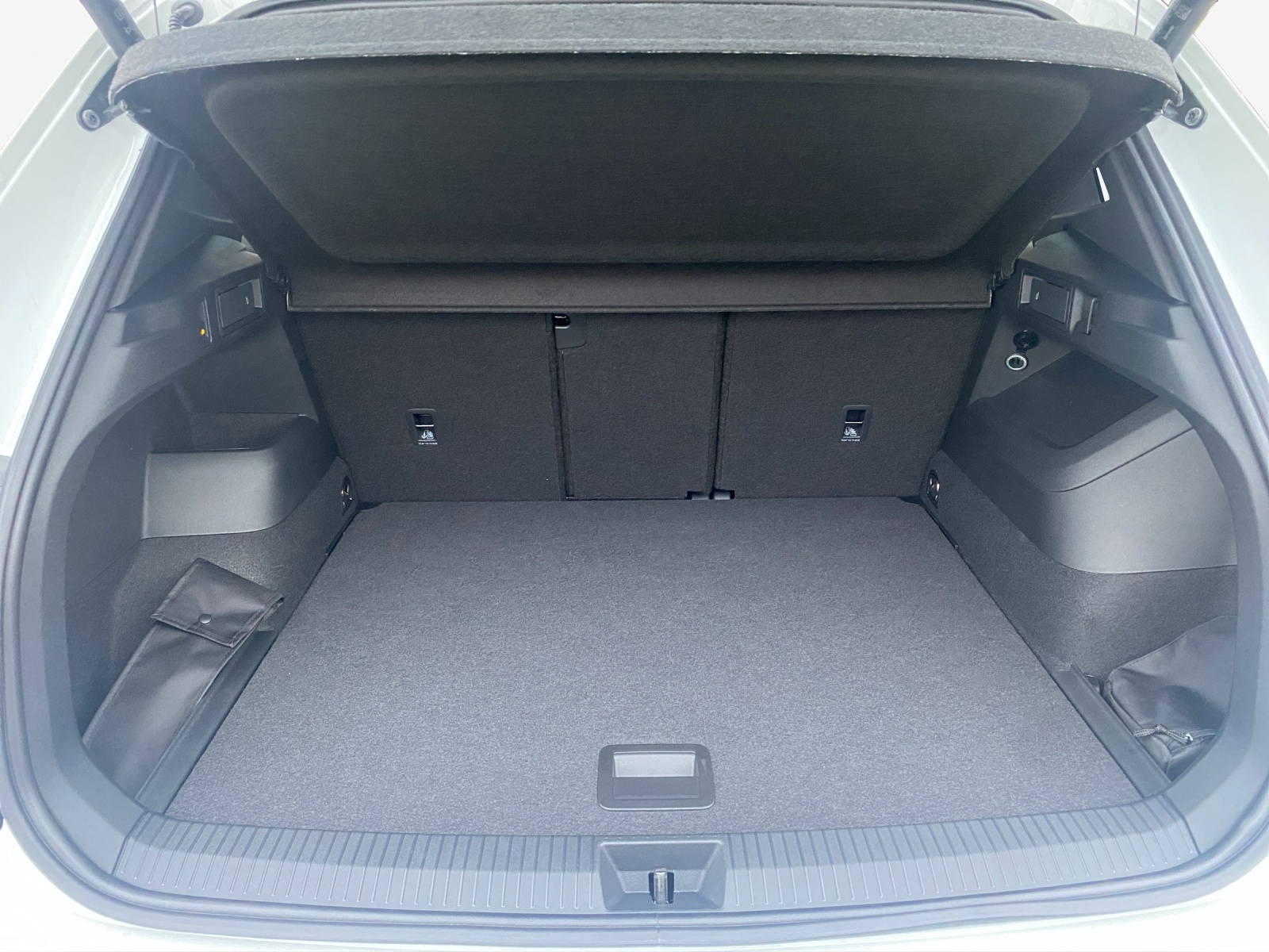 VW Tiguan 2.0 TSI DSG R-Line 4Motion-image-11