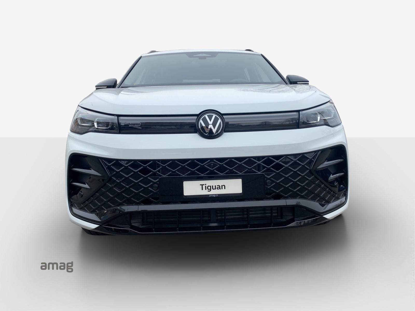 VW Tiguan 2.0 TSI DSG R-Line 4Motion-image-6