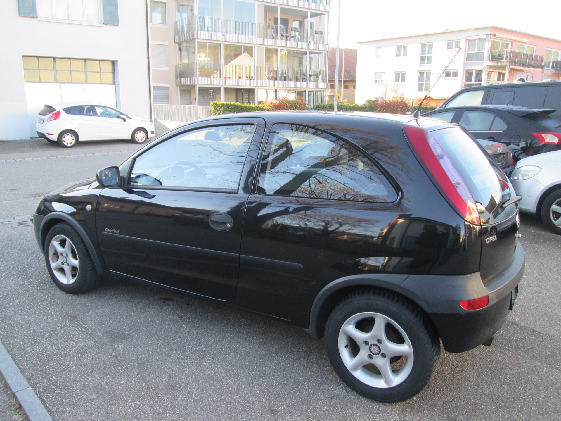 OPEL Corsa 1.4 16V Comfort-image-2