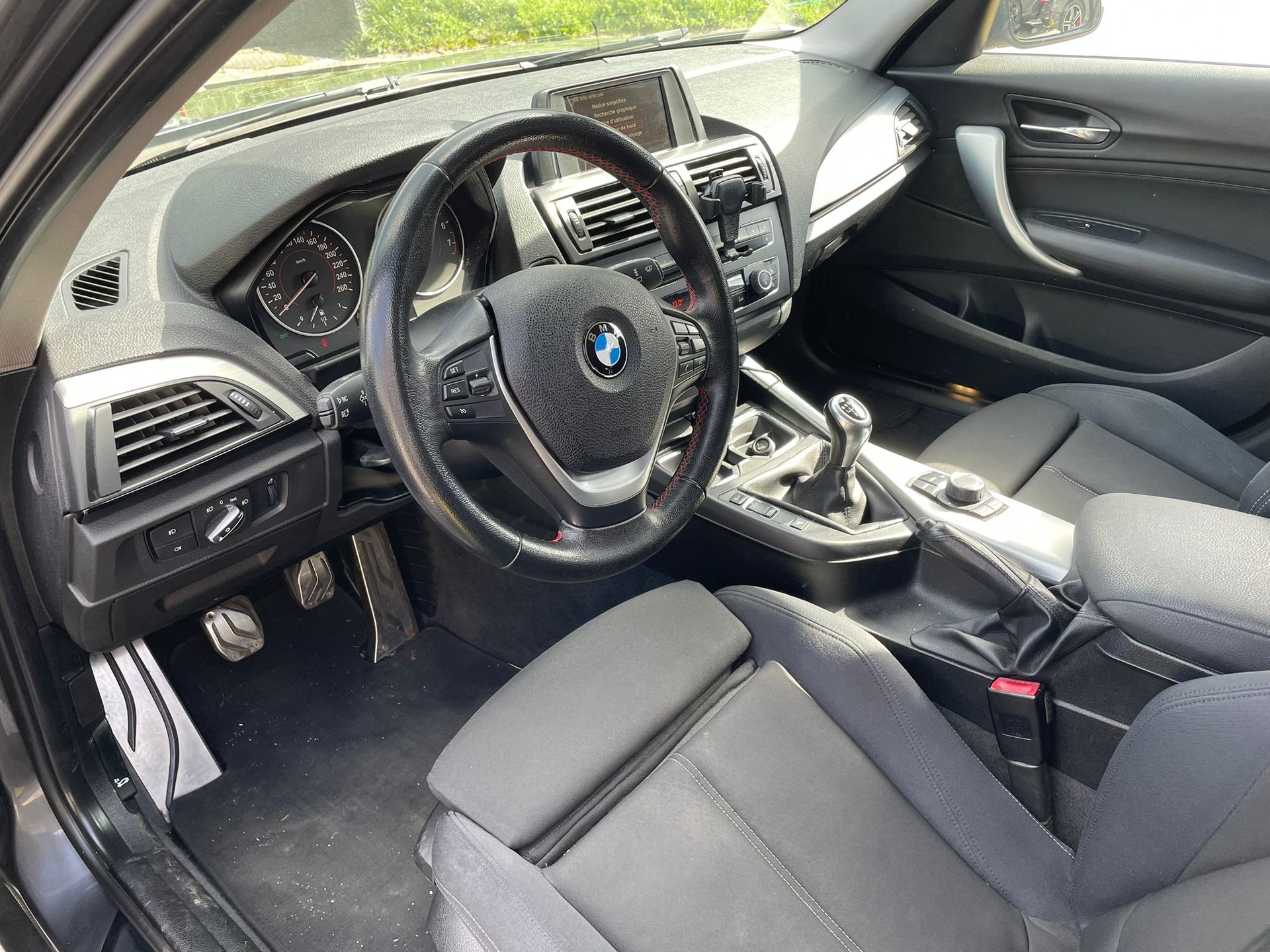 BMW 116i Urban Line-image-3