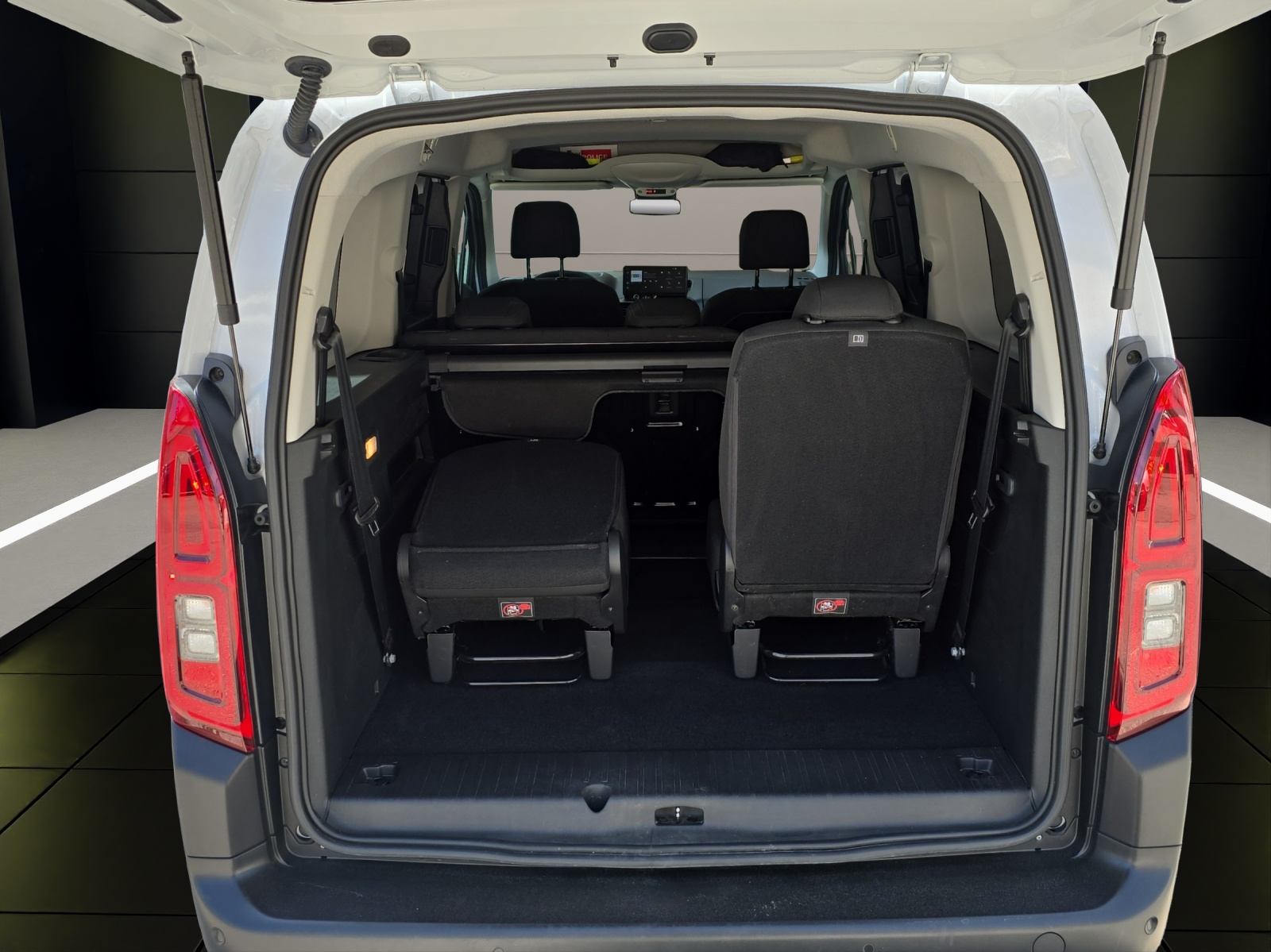 CITROEN Berlingo XL 1.5 BlueHDi 7 Plätze Max EAT8-image-12