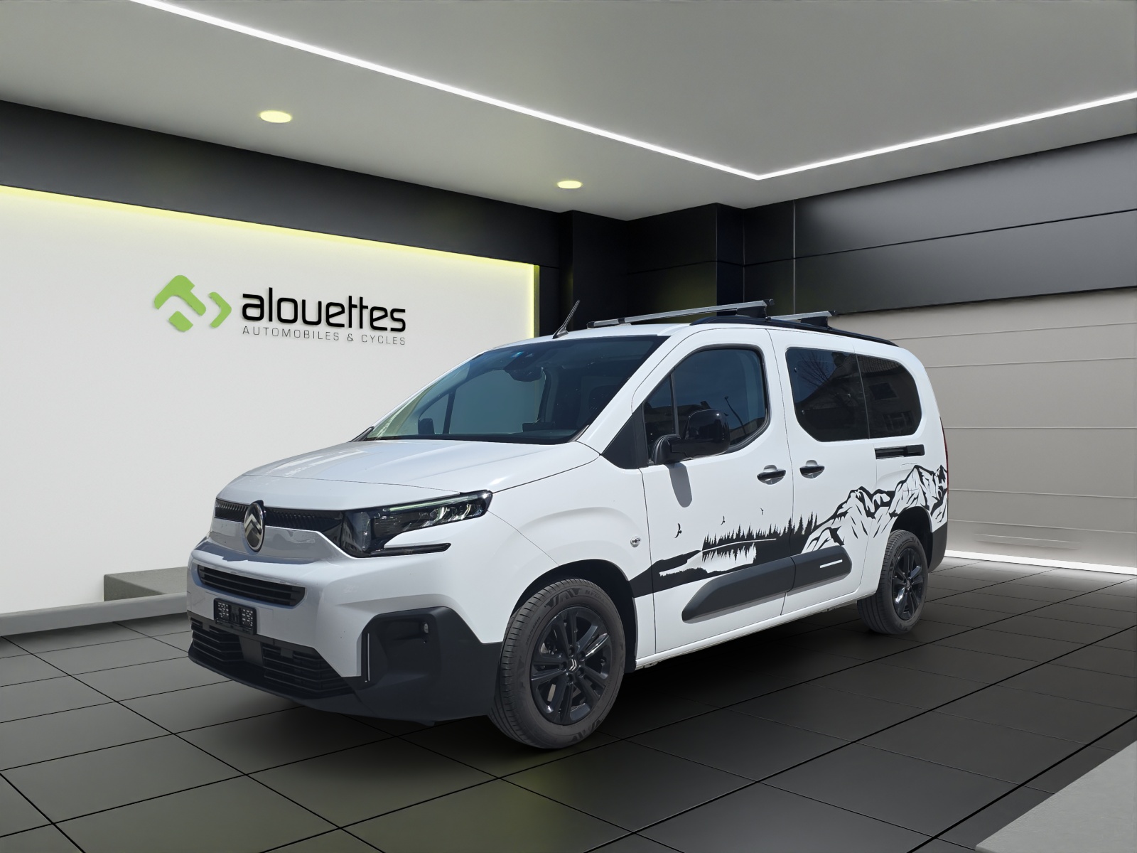 CITROEN Berlingo XL 1.5 BlueHDi 7 Plätze Max EAT8-image-0