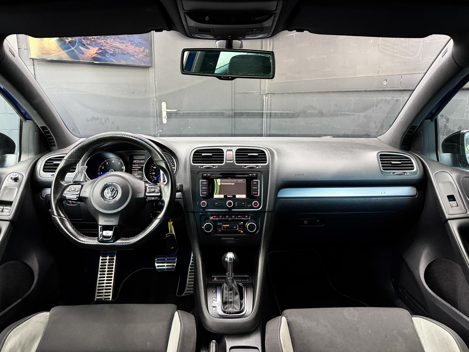 VW Golf 2.0 TSI R 4Motion-image-9