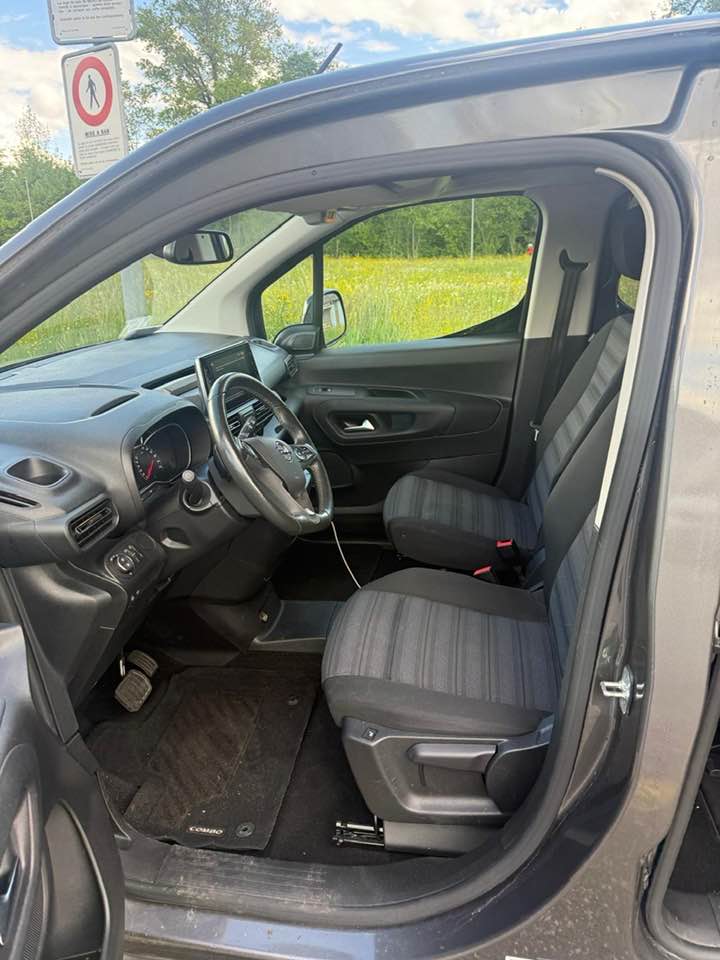 OPEL Combo Life XL 1.2 7 Plätze Edition-image-7