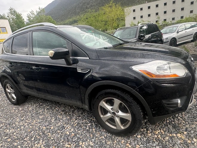 FORD Kuga 2.0 TDCi Titanium 4WD PowerShift-image-0