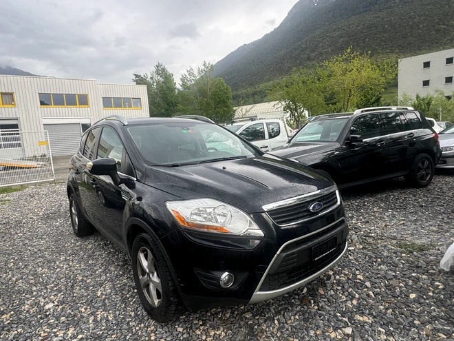 FORD Kuga 2.0 TDCi Titanium 4WD PowerShift-image-8