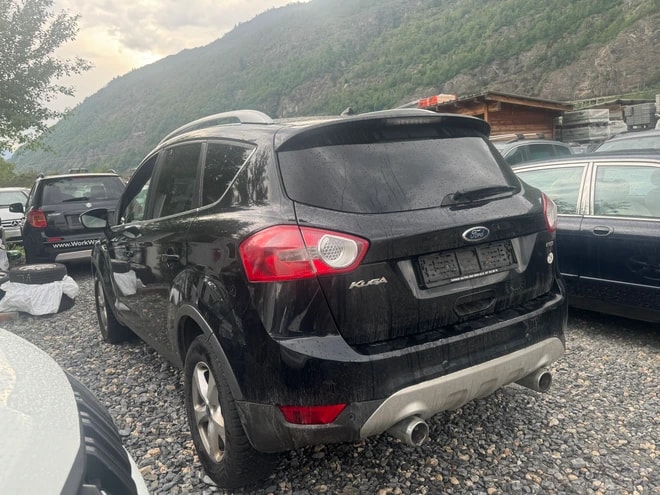 FORD Kuga 2.0 TDCi Titanium 4WD PowerShift-image-5