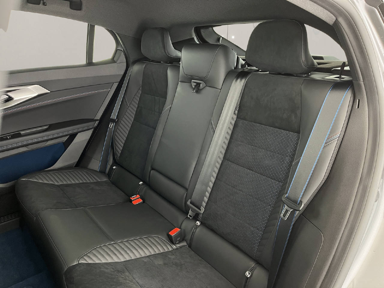 RENAULT Rafale 1.2 E-Tech Plug-in Atelier Alpine-image-16