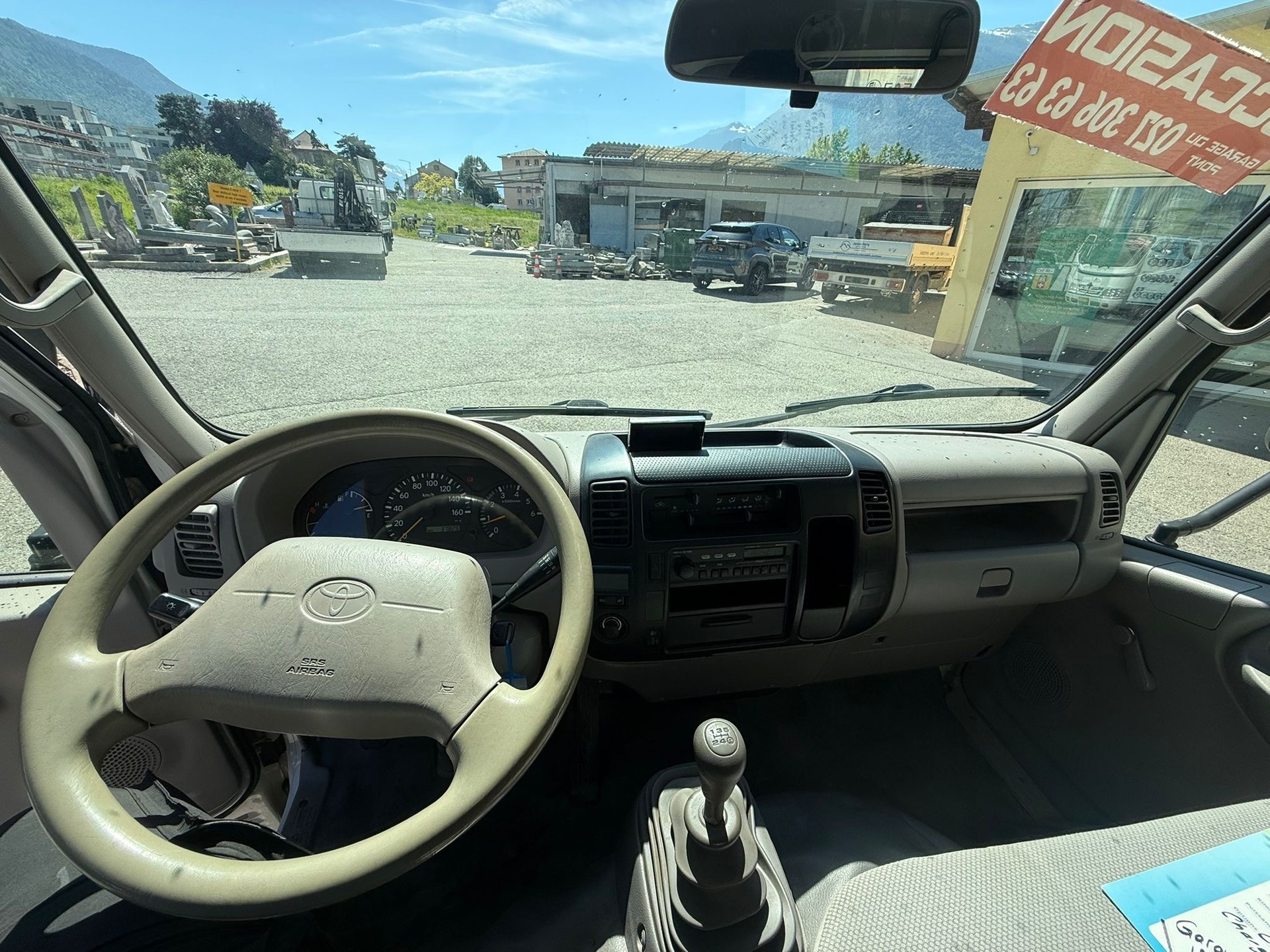 TOYOTA Dyna 150 SWB-image-8