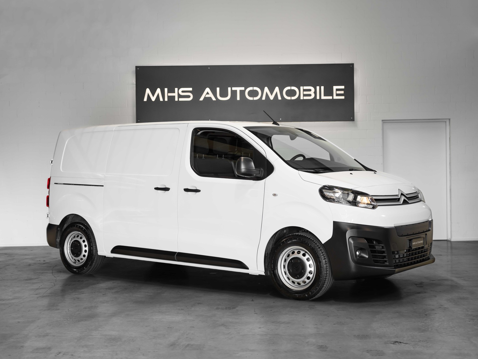 CITROEN e-Jumpy M 50kWh-image-5