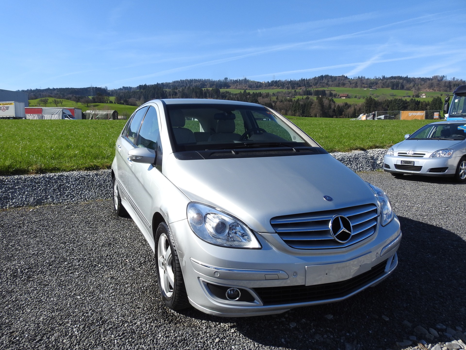 MERCEDES-BENZ B 200-image-7