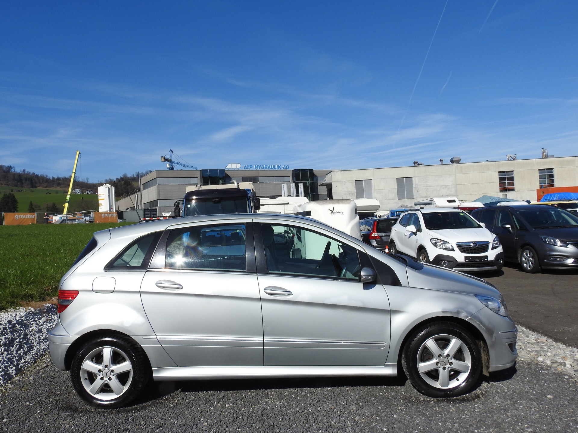 MERCEDES-BENZ B 200-image-6
