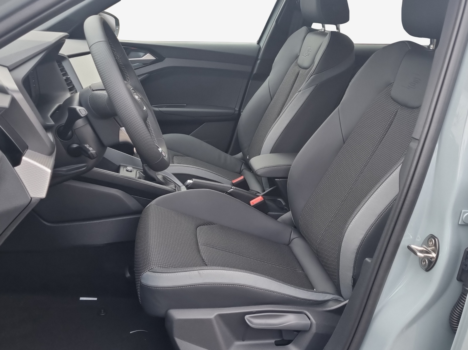 AUDI A1 Sportback 30 TFSI S Line S-tronic-image-7