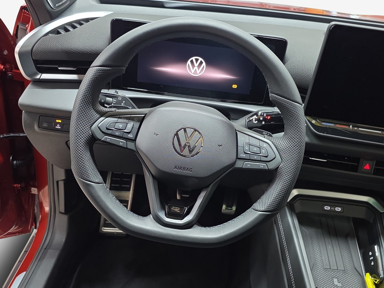 VW T-Roc 1.5 eTSI mHEV R-Line DSG-image-9